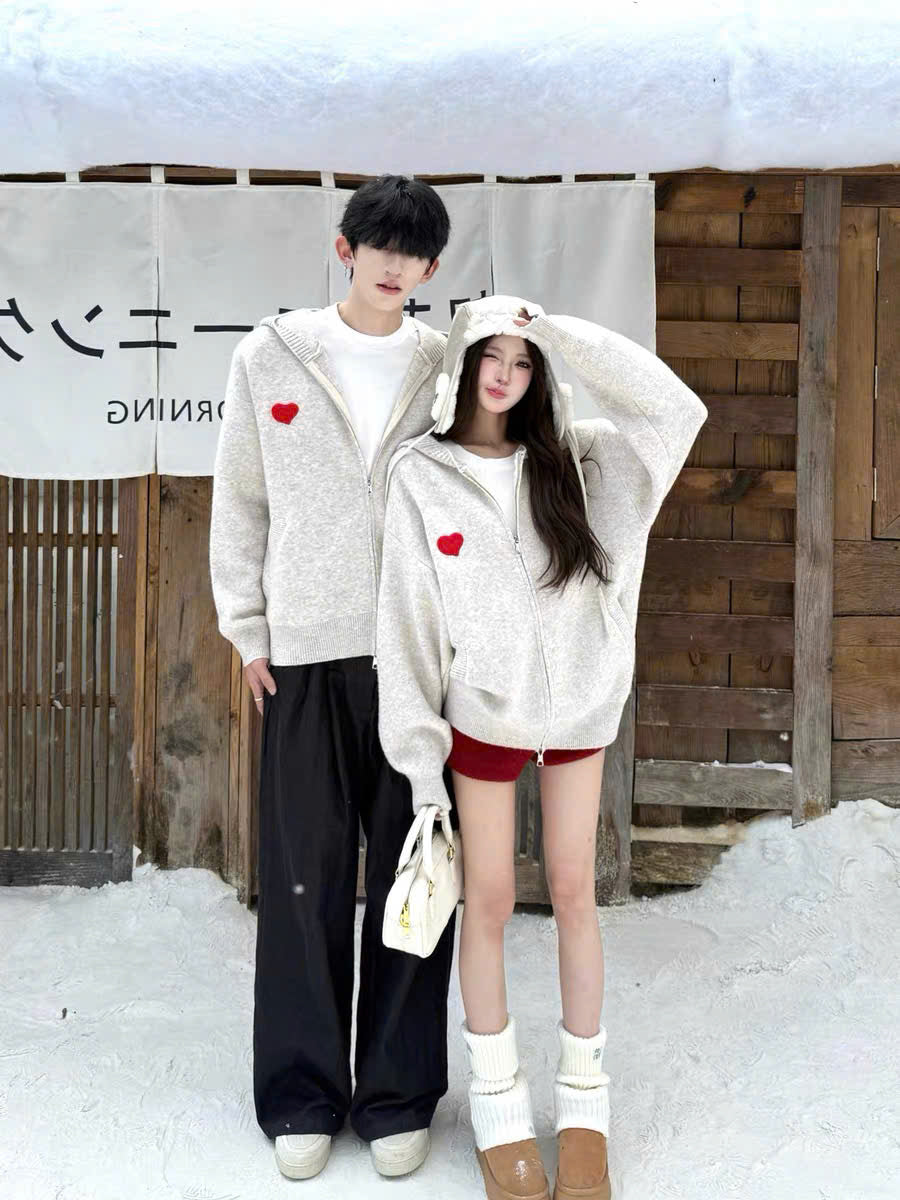 Áo hoodie zip cặp đôi xám tiêu thêu trái tim