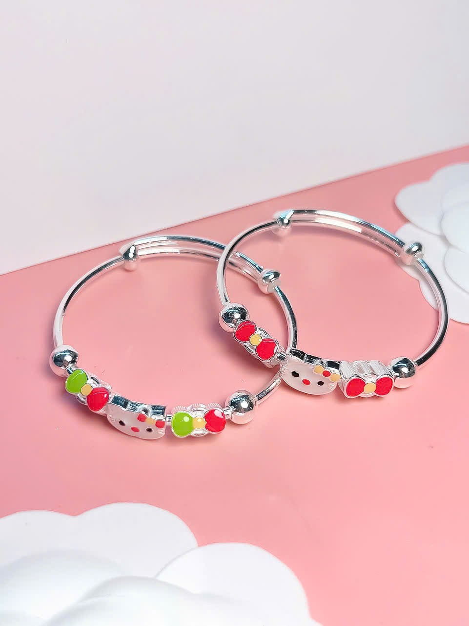 Vòng bạc cho bé đa dạng họa tiết