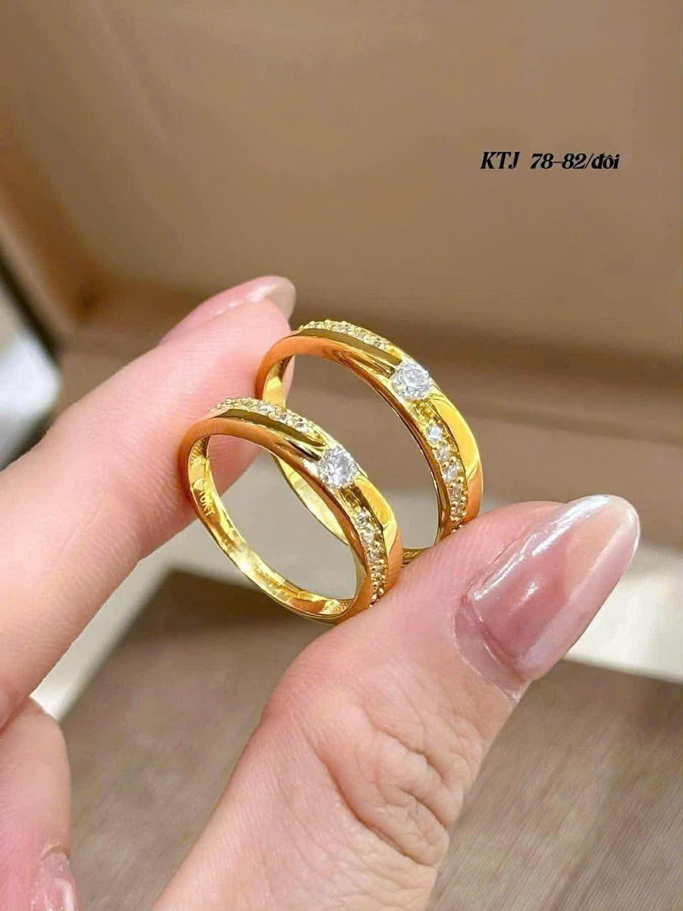 Nhẫn vàng đôi thanh lịch tinh tế nhiều kiểu dáng