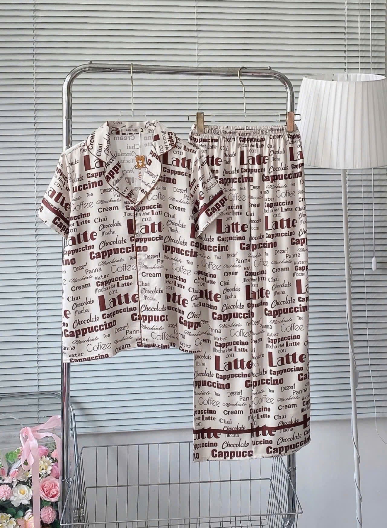 Bộ ngủ pijama tay ngắn lụa latin viền lé lụa truyền thống