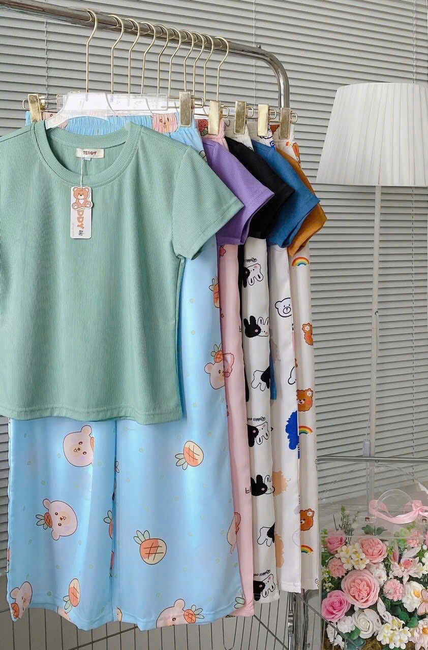 Bộ ngủ tay ngắn thun tăm phối quần Mango