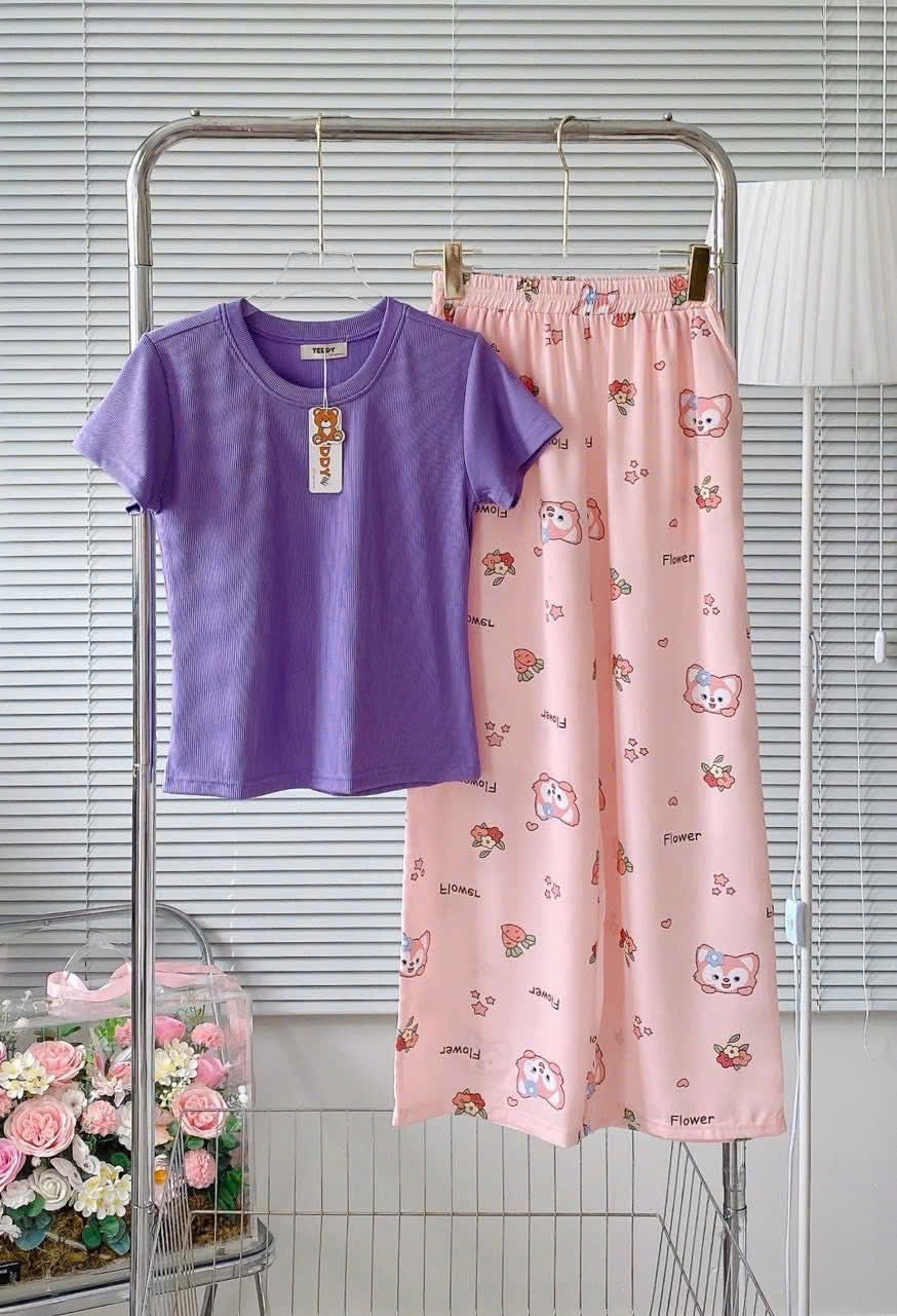 Bộ ngủ tay ngắn thun tăm phối quần Mango