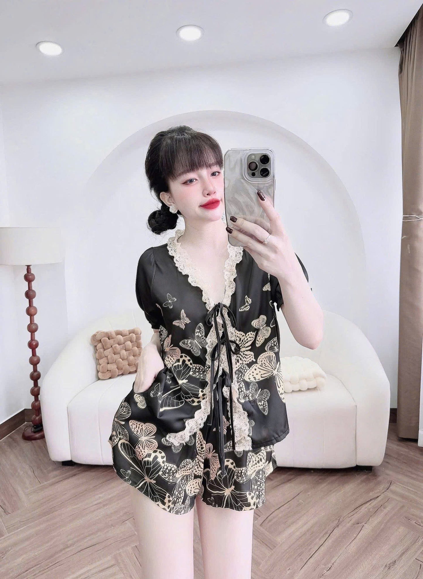 Bộ ngủ đùi tiểu thư cột nơ xinh lụa latin