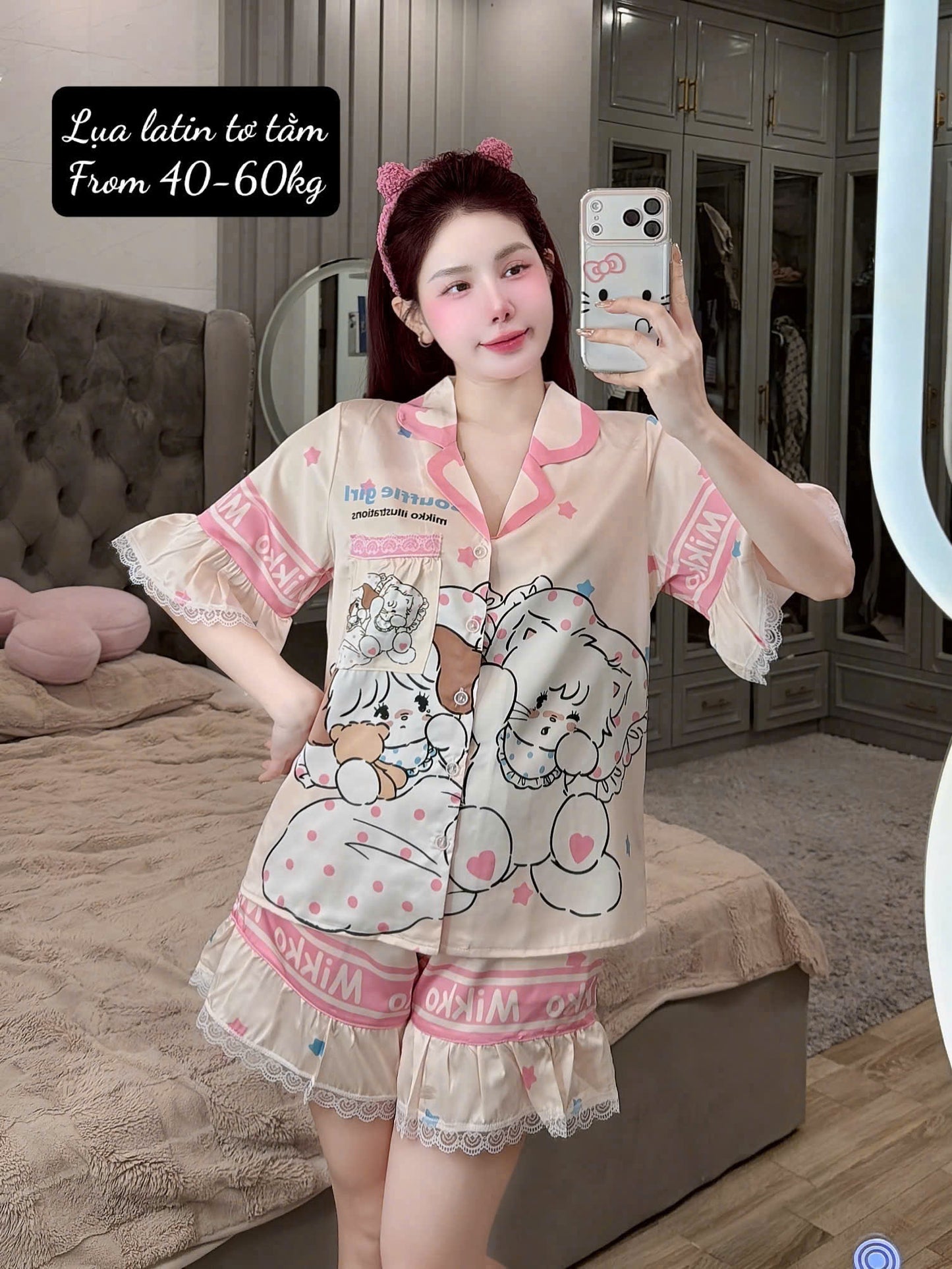 Bộ ngủ đùi lụa latin tơ tằm dễ thương có sẵn