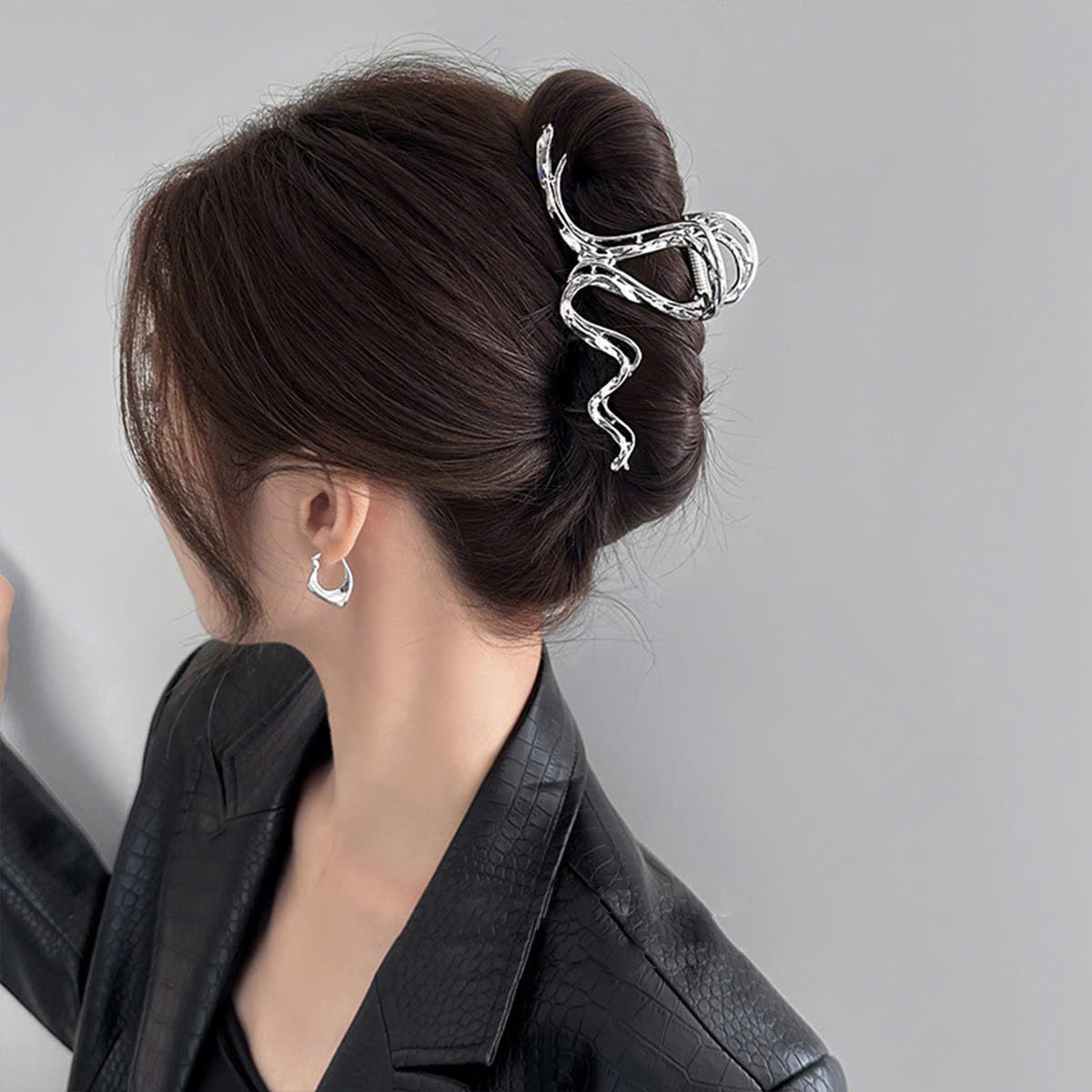 Kẹp tóc càng cua kim loại nhiều kiểu dáng