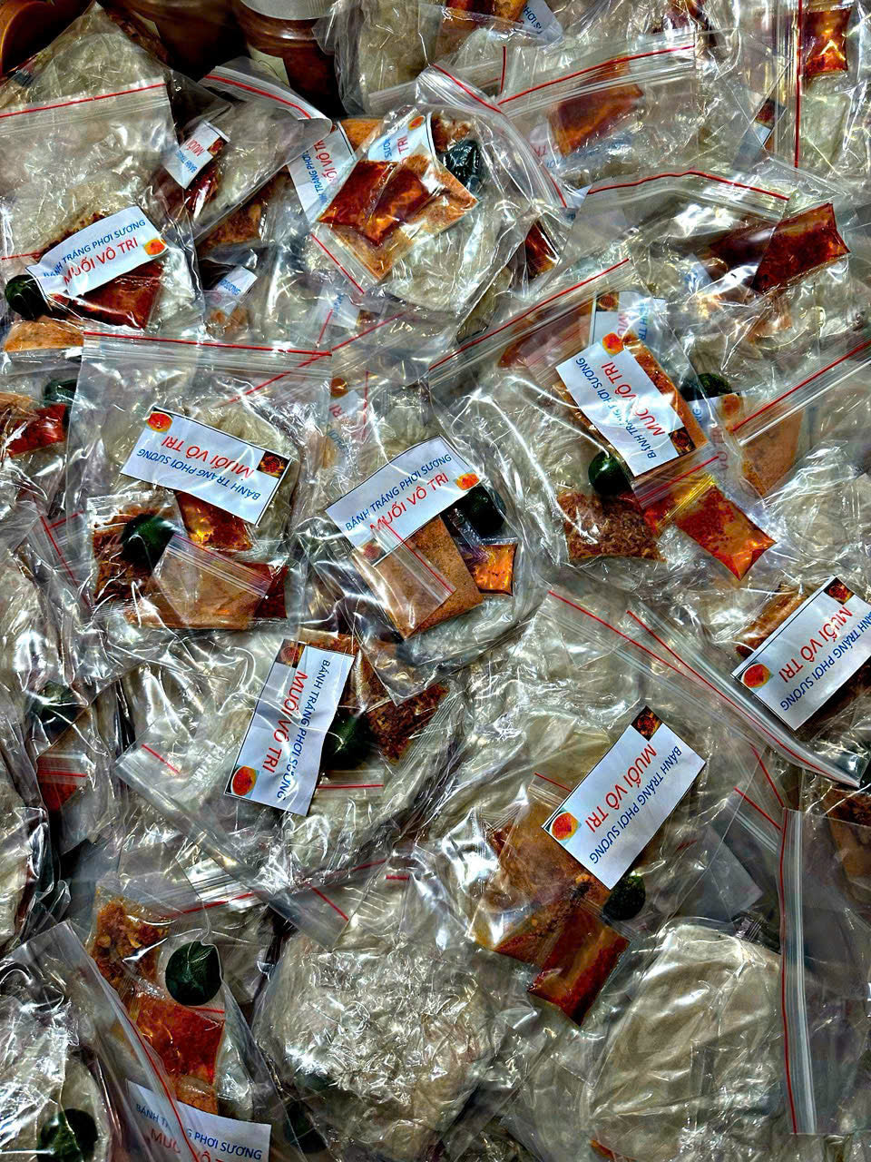 Bánh tráng phơi sương muối vô tri