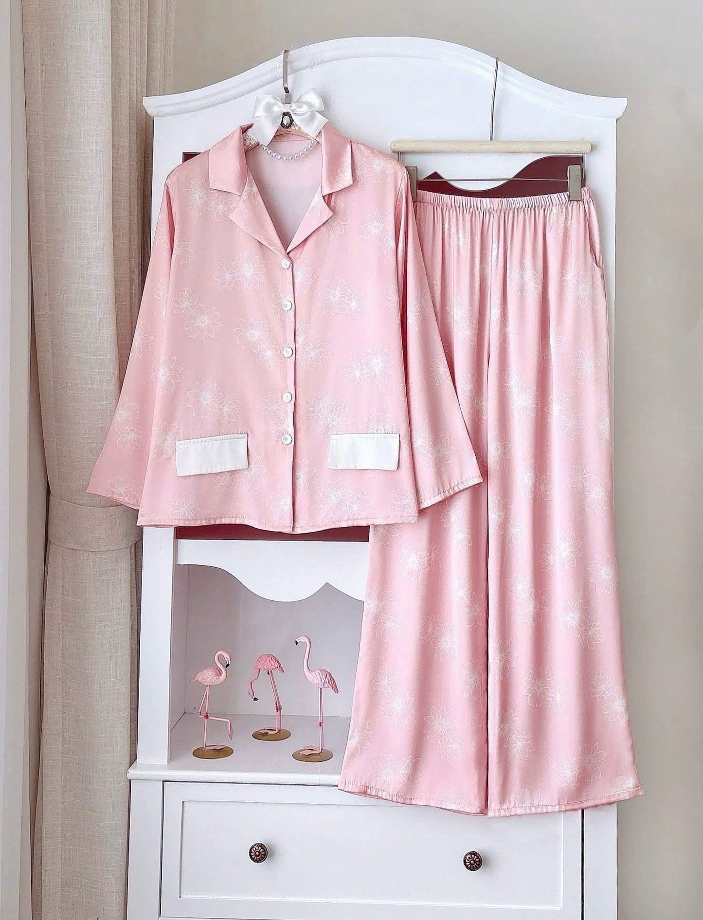 Bộ pijama cổ nhọn 2 nắp túi phối màu hot