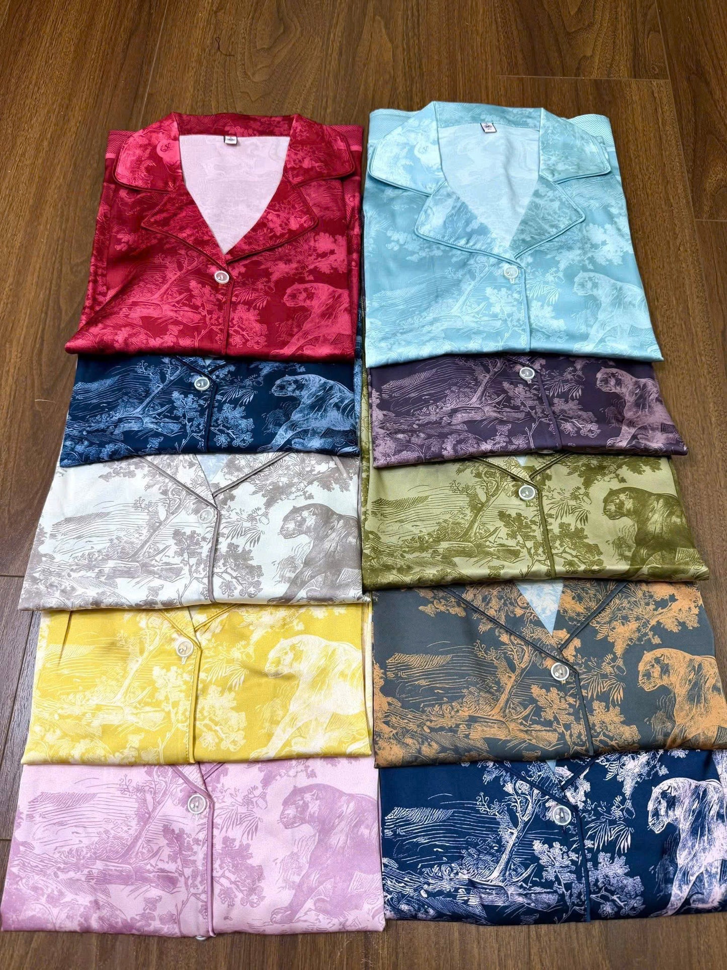 Pijama tay ngắn quần dài cổ nhọn viền lé siêu hot