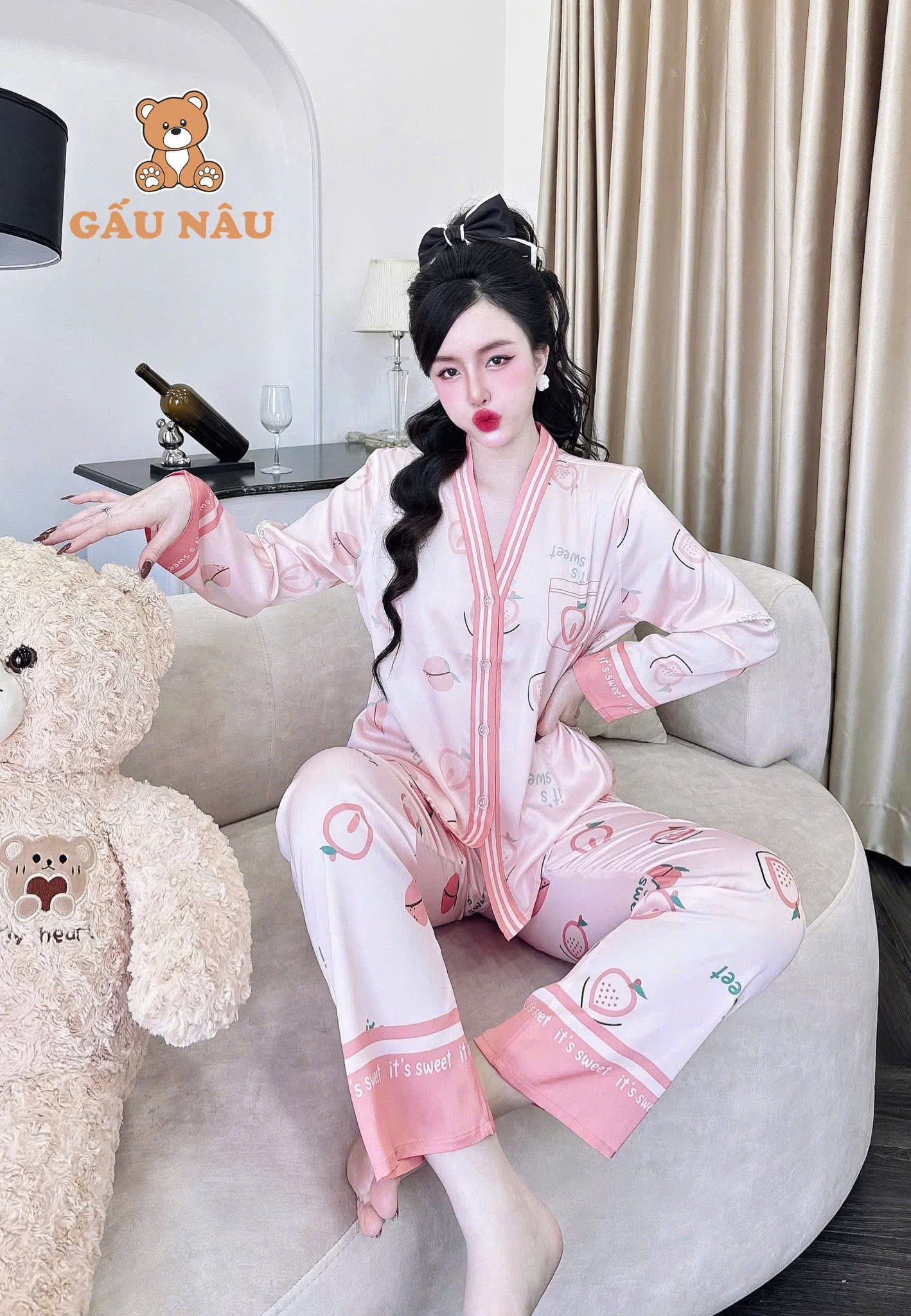 Tổng hợp mẫu đồ ngủ quần dài tay dài latin cao cấp cổ y