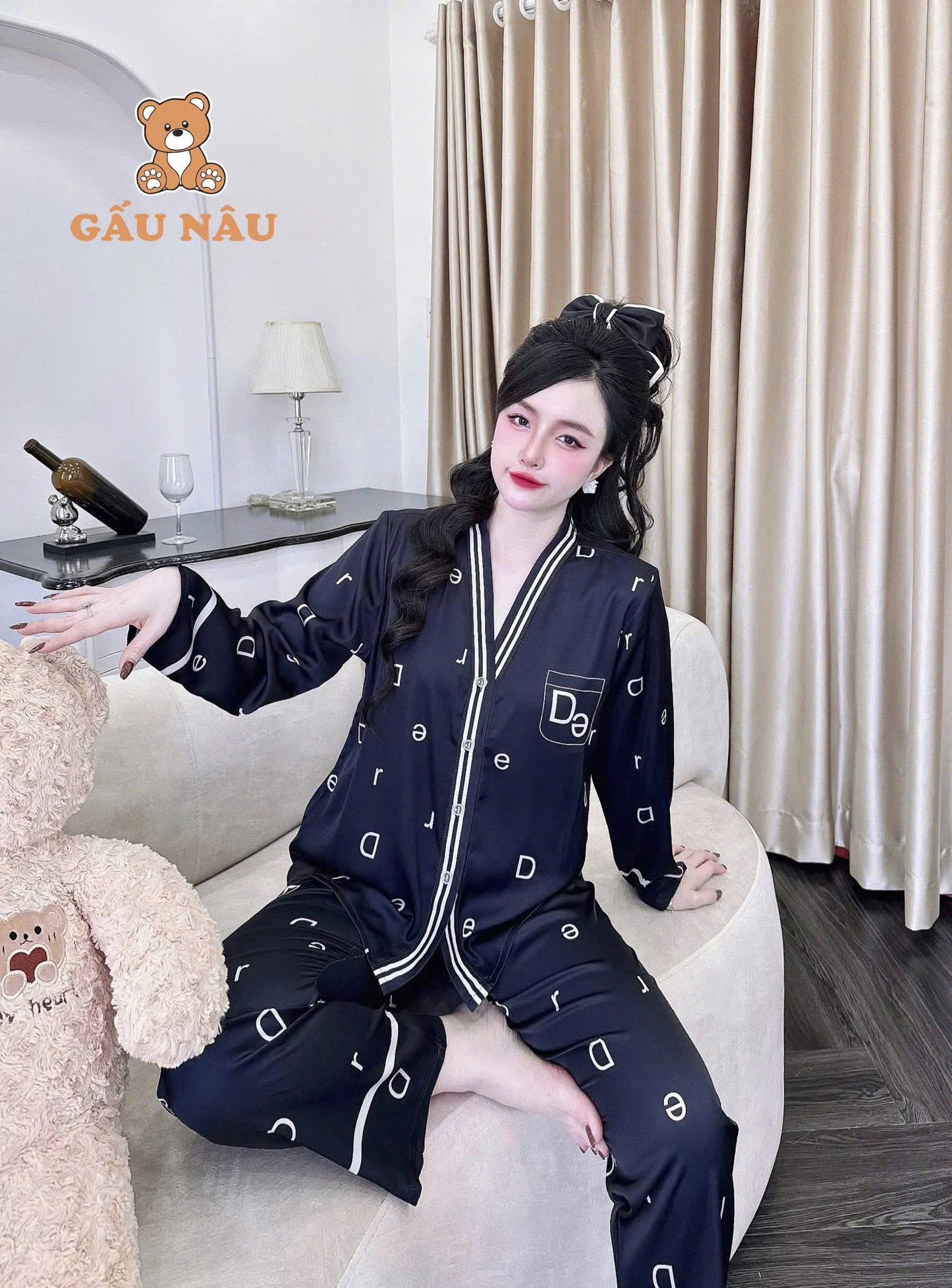 Tổng hợp mẫu đồ ngủ quần dài tay dài latin cao cấp cổ y