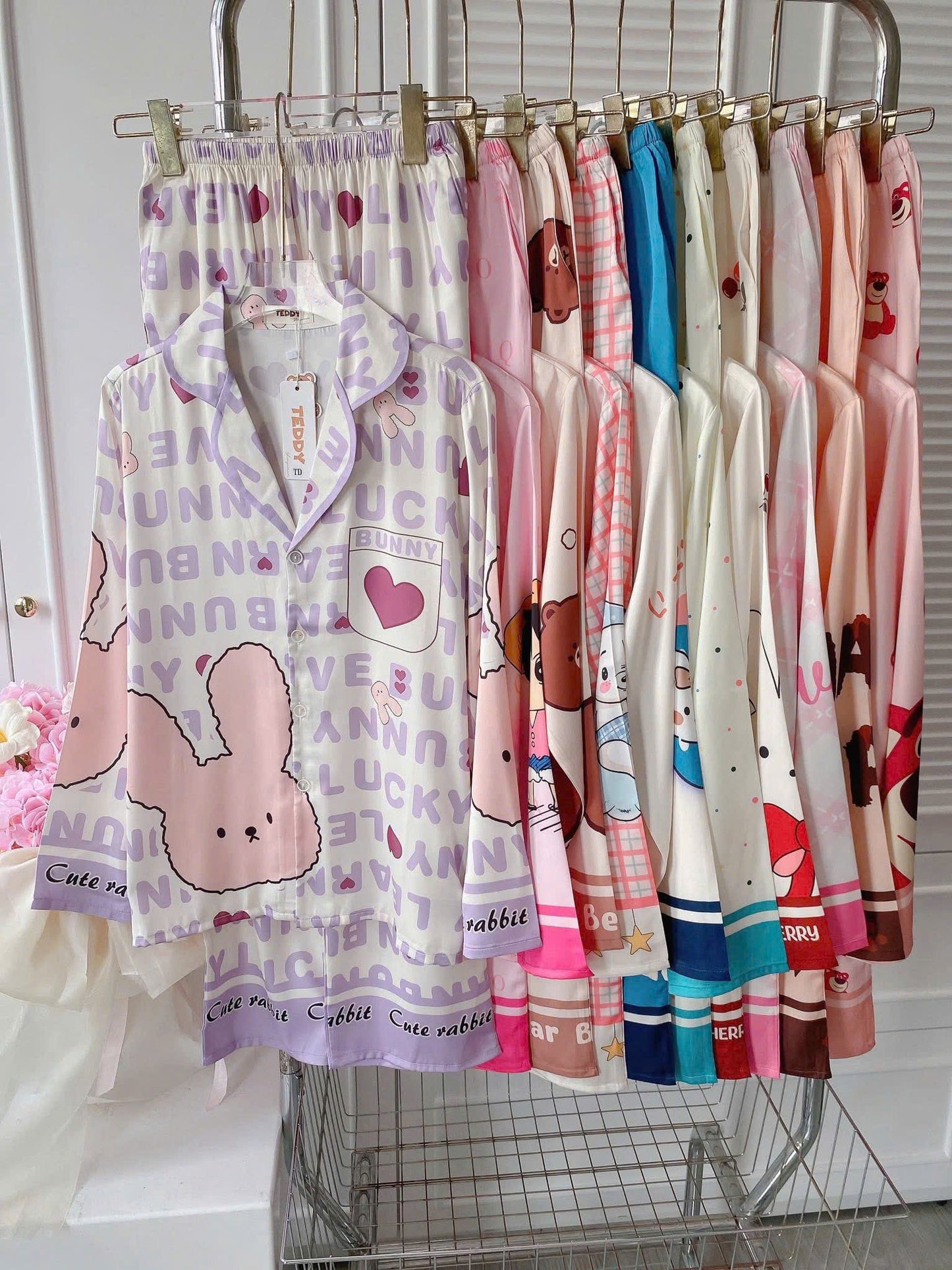 Bộ ngủ mới tay dài teddy latin form truyền thống