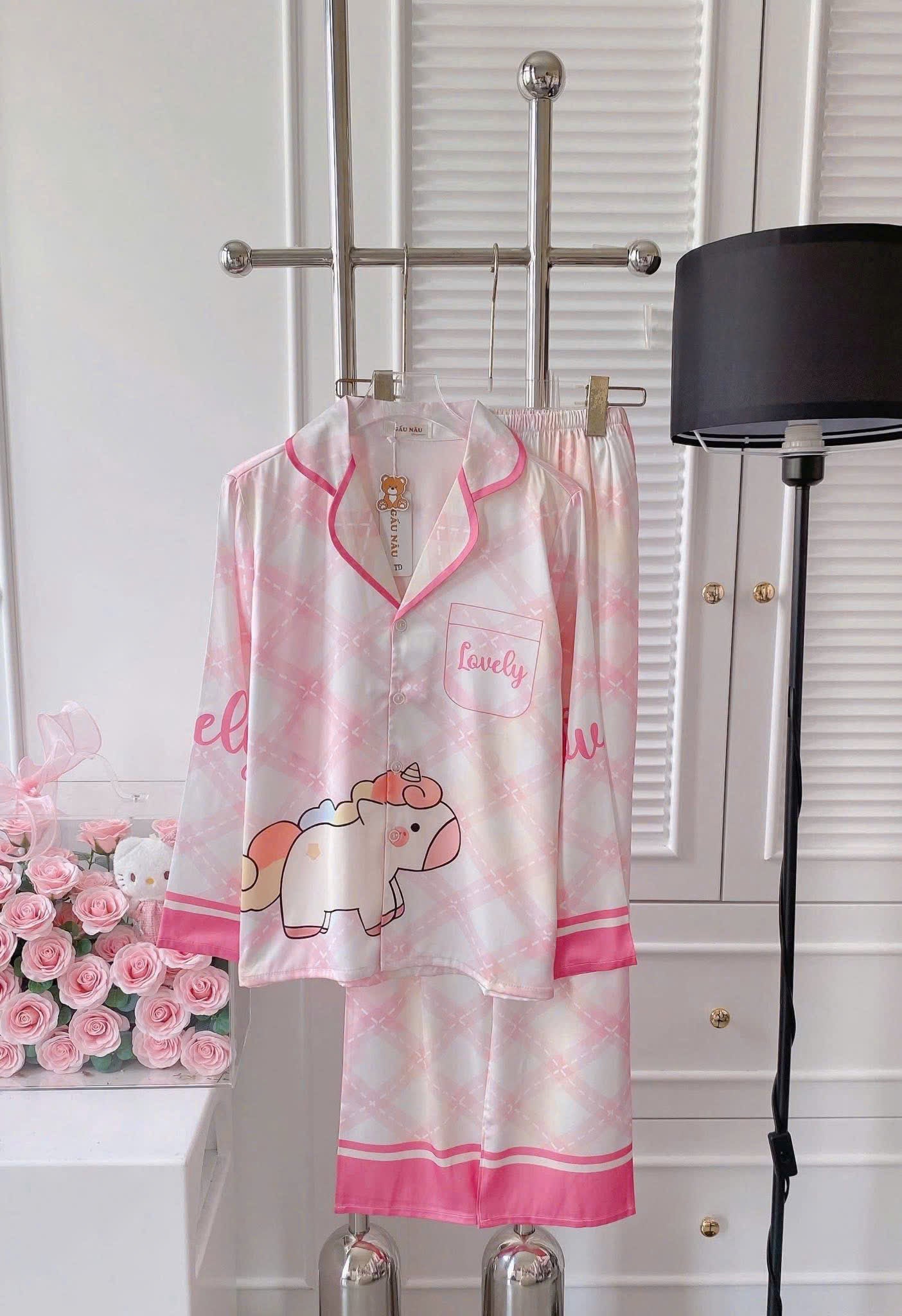 Bộ ngủ mới tay dài teddy latin form truyền thống