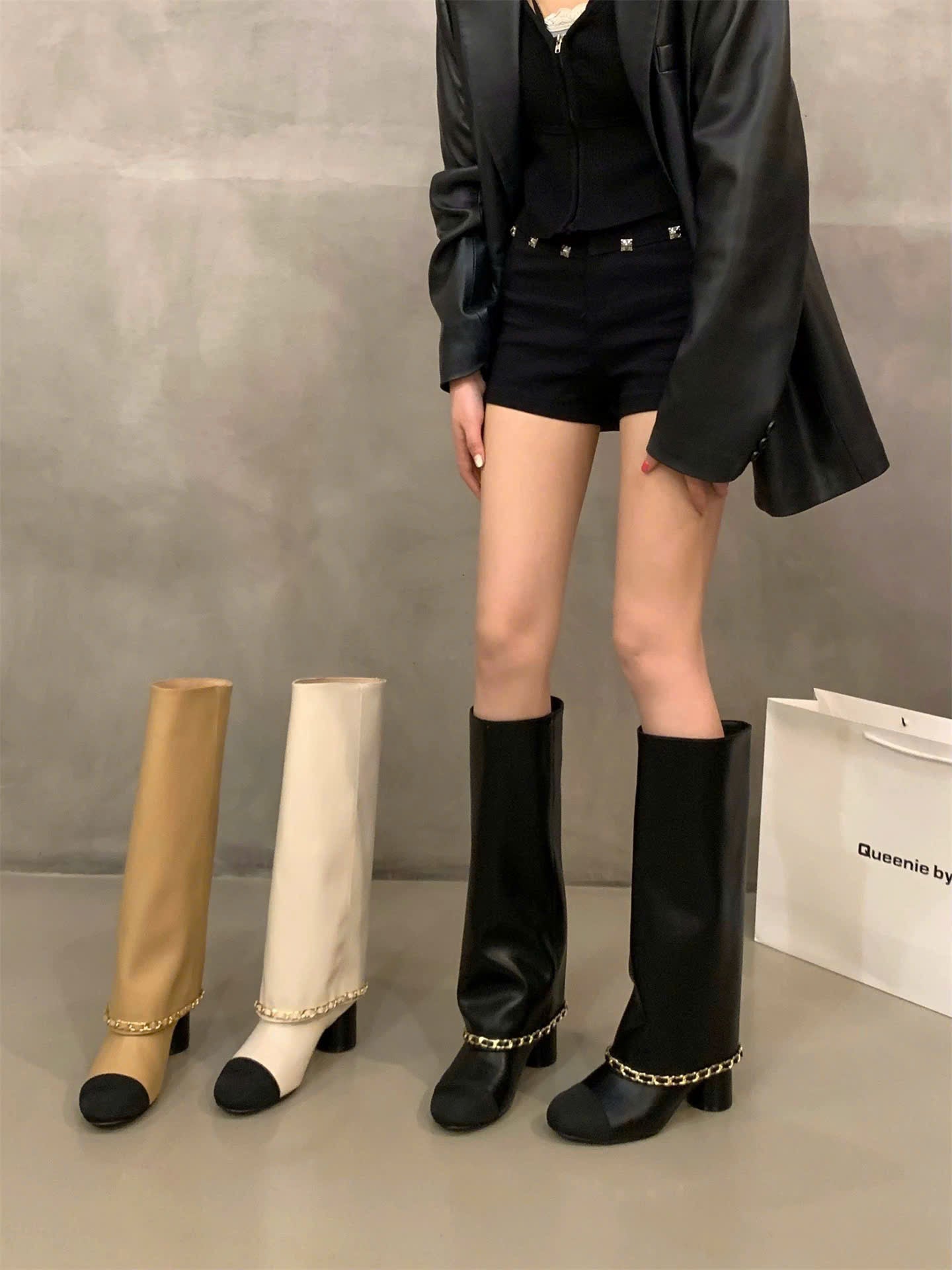 Giày boots cổ cao lửng mẫu luôn trend