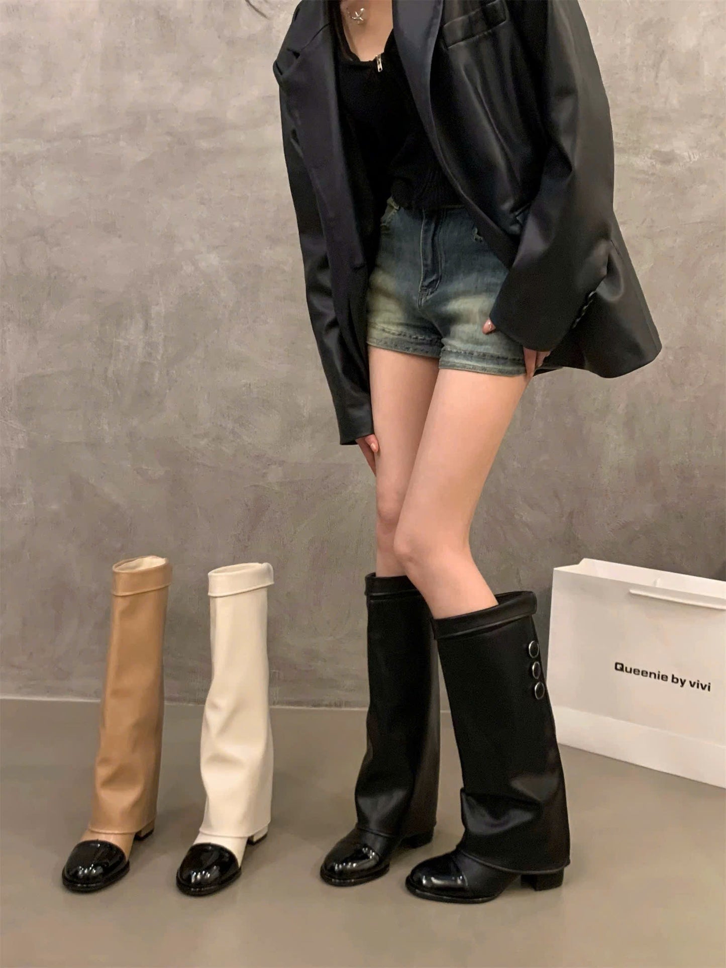 Giày boots cổ cao lửng mẫu luôn trend