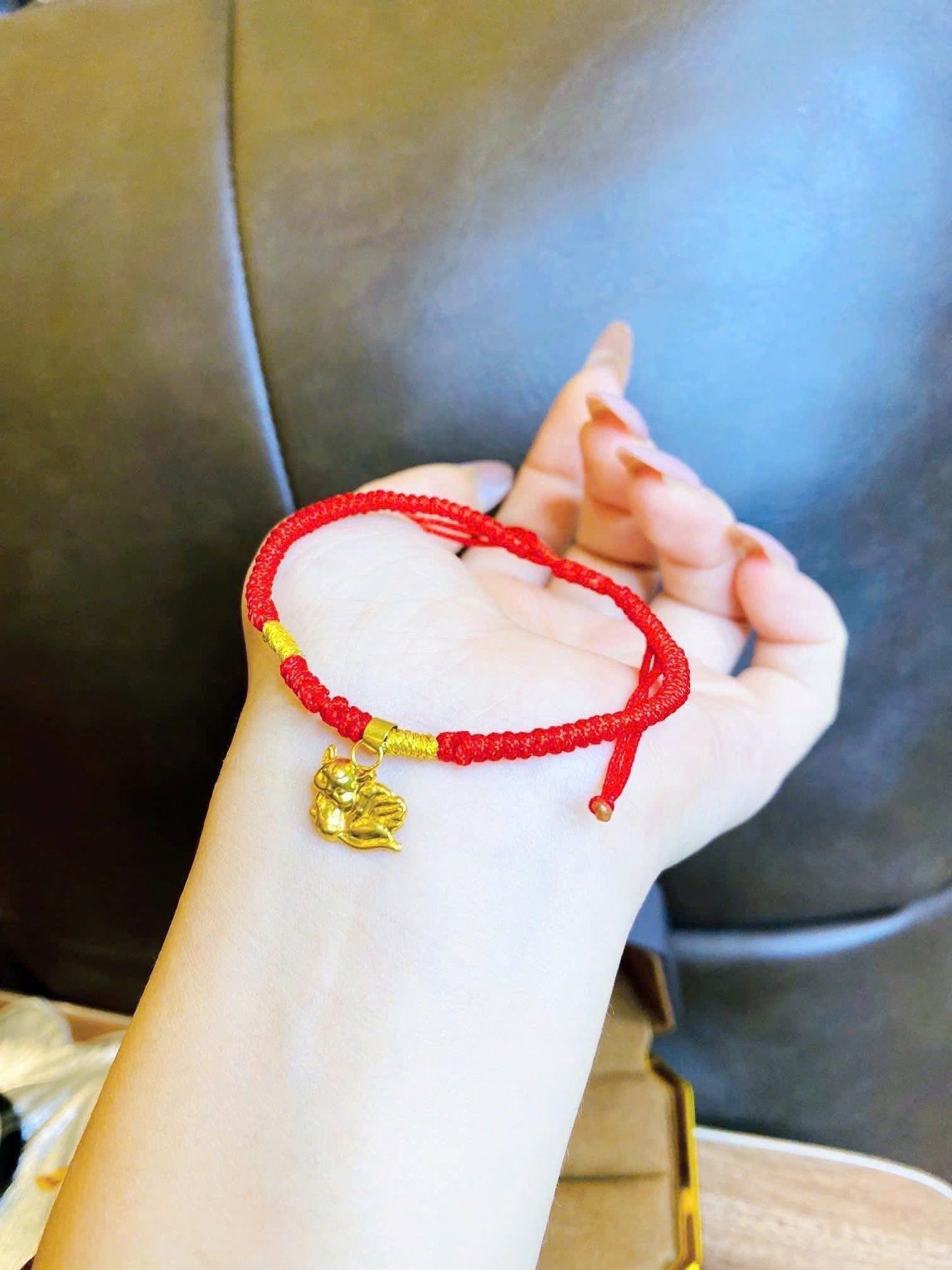 Charm vàng 10-18-24ka sắc đỏ may mắn