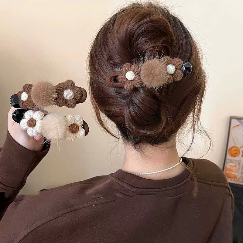 Các mẫu phụ kiện tóc vibe nàng thơ công chúa