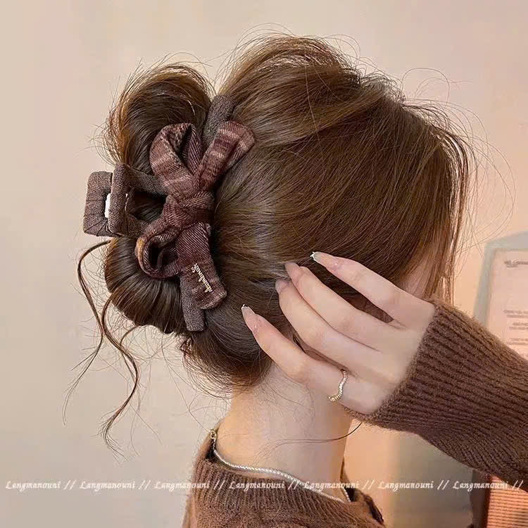 Tổng hợp các mẫu phụ kiện tóc buộc chắc, đeo êm