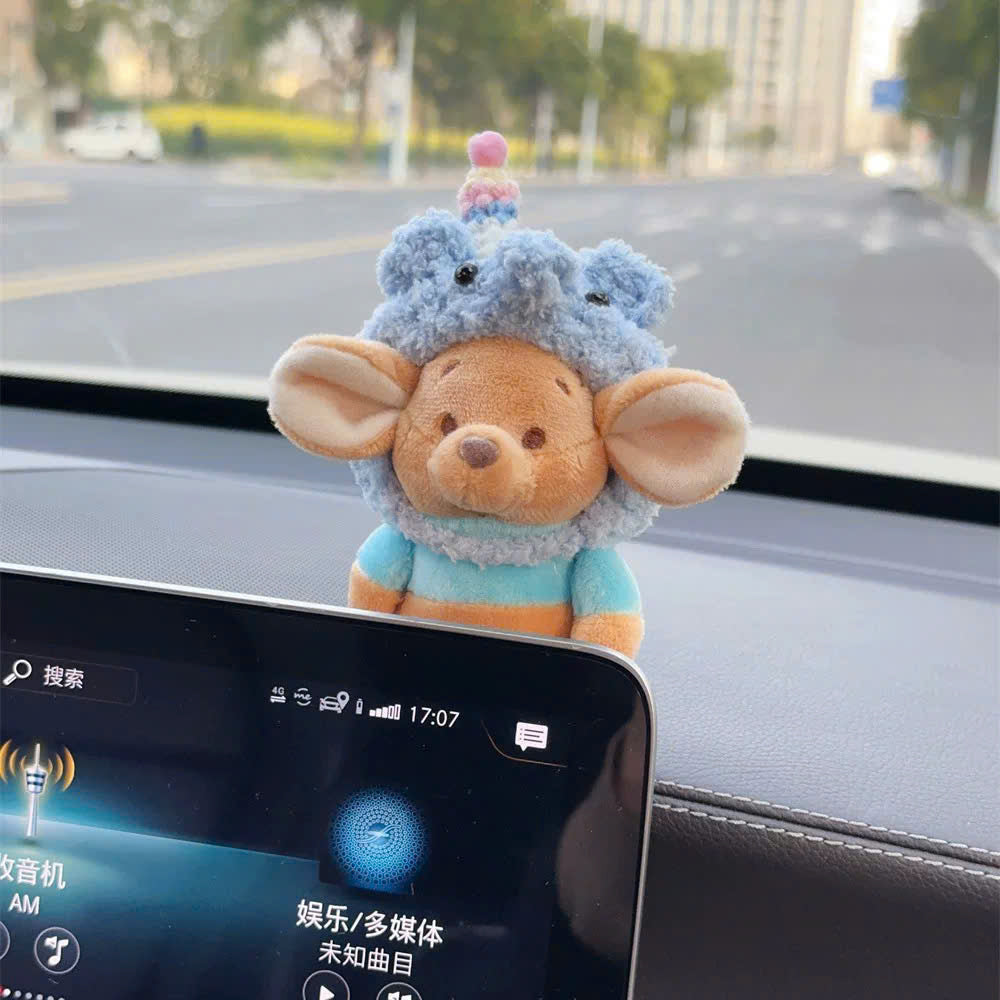 Dán xe cute - trợ lí đồng hành trên mỗi chuyến đi