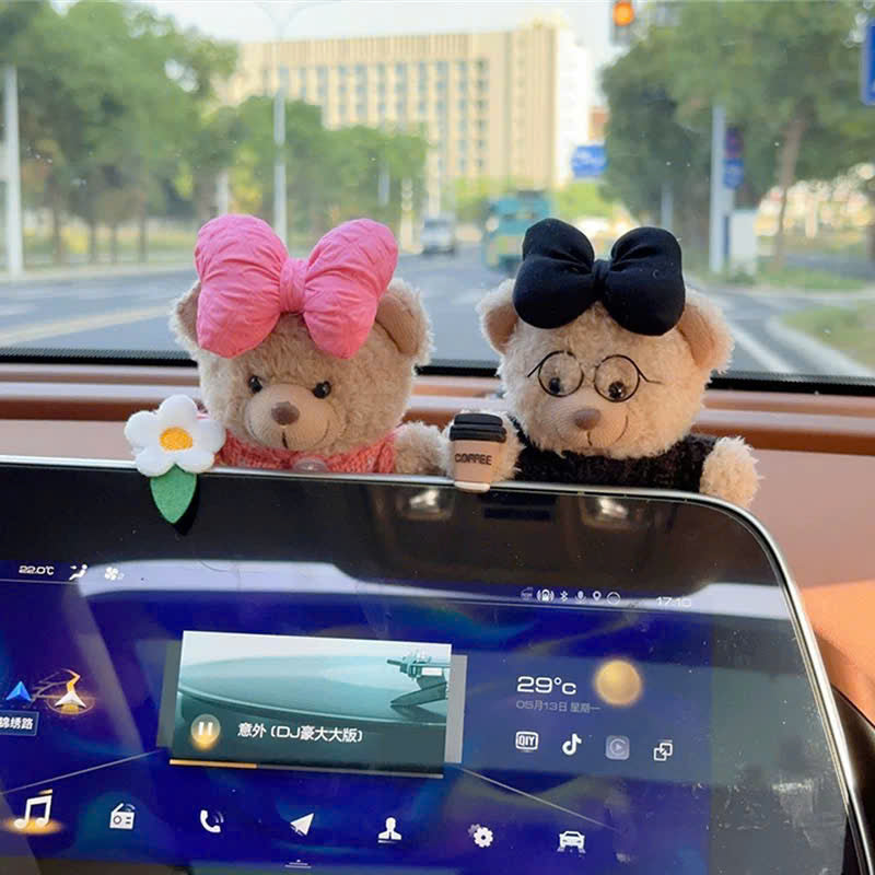 Dán xe cute - trợ lí đồng hành trên mỗi chuyến đi