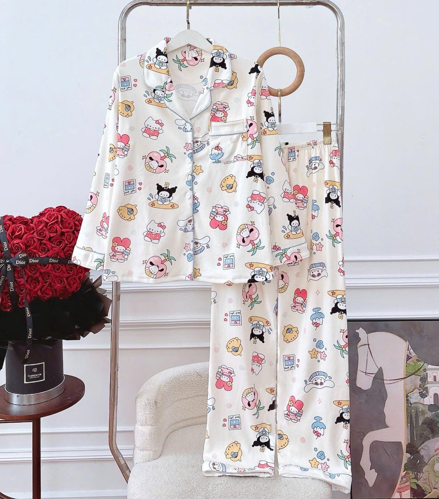 Đồ ngủ hoạ tiết hoạt hình dễ thương chất nỉ bông