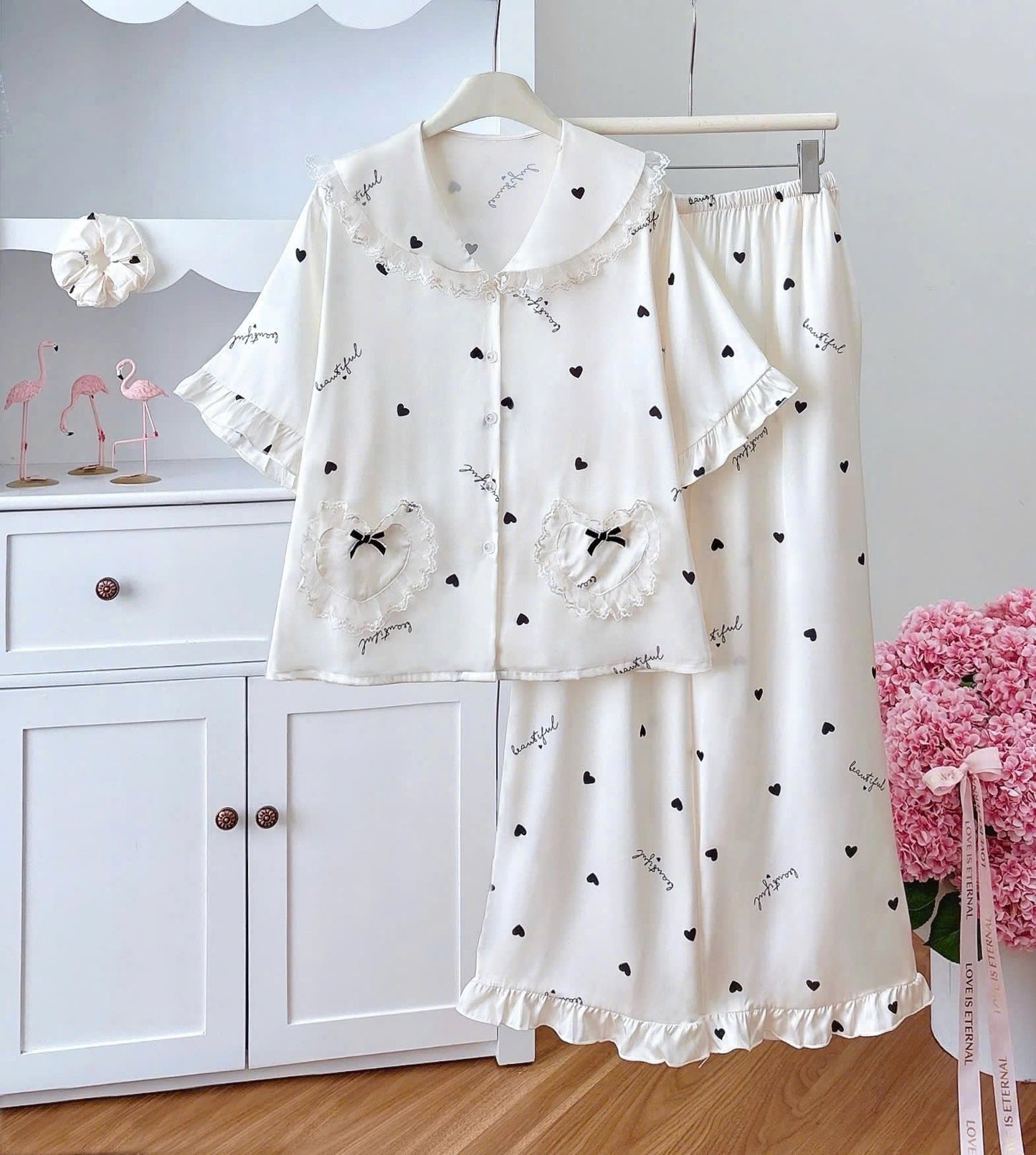 Bộ ngủ tay ngắn quần dài có túi thiết kế hình trái tim