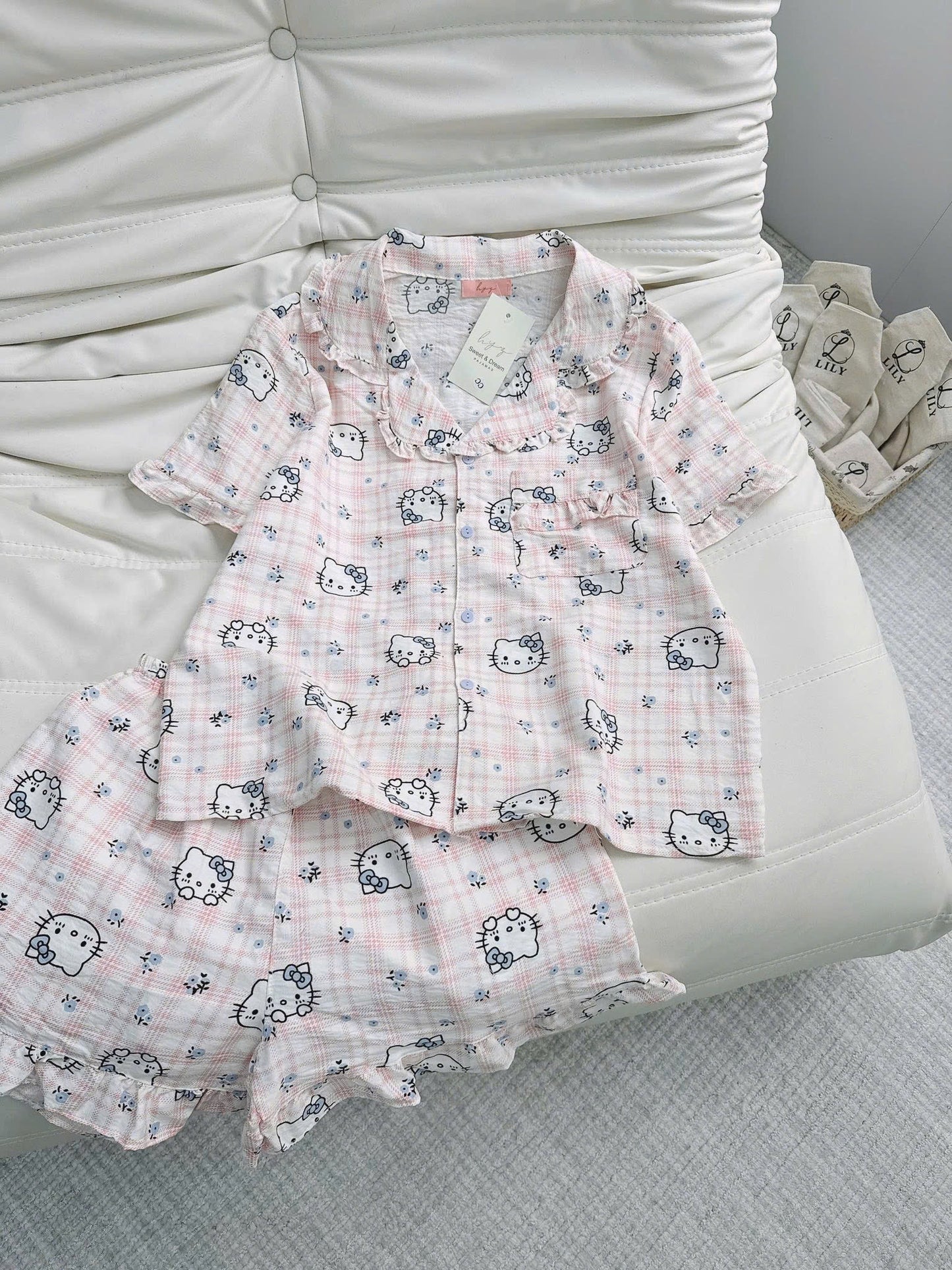 Bộ đùi ngủ mềm lily hoạ tiết siêu cute