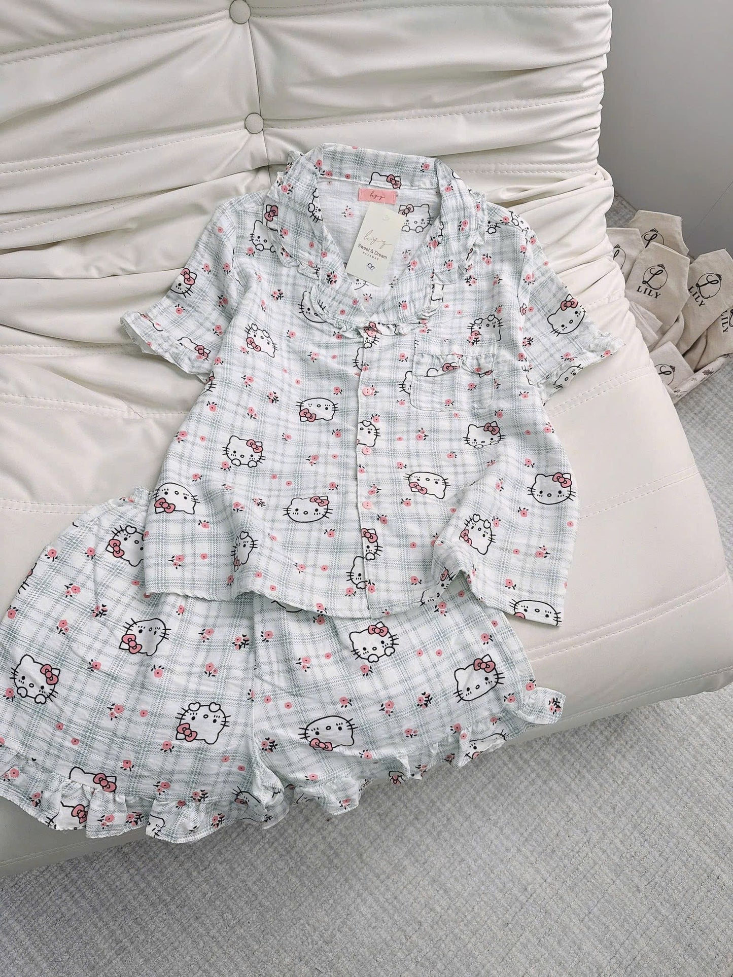 Bộ đùi ngủ mềm lily hoạ tiết siêu cute