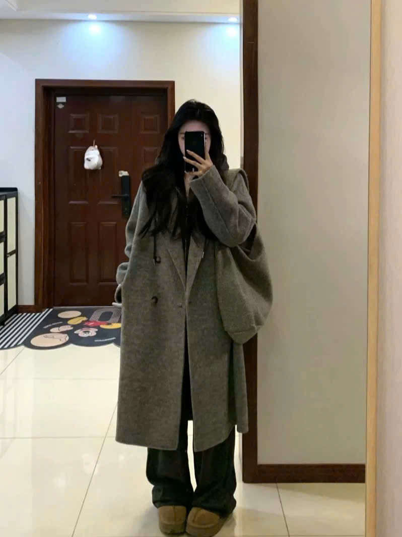 Tổng hợp các mẫu áo khoác dáng dài cực fashion