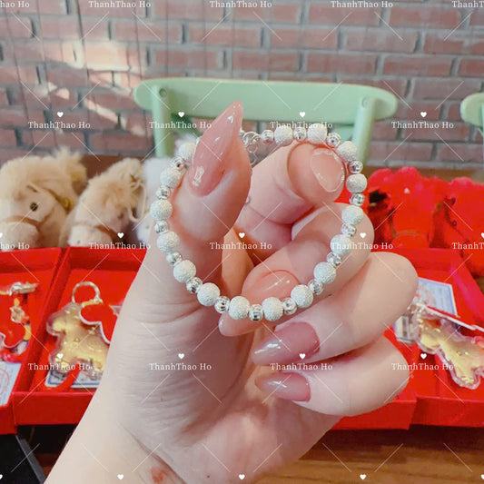 Vòng tay bạc cho bé iu tuổi ngựa