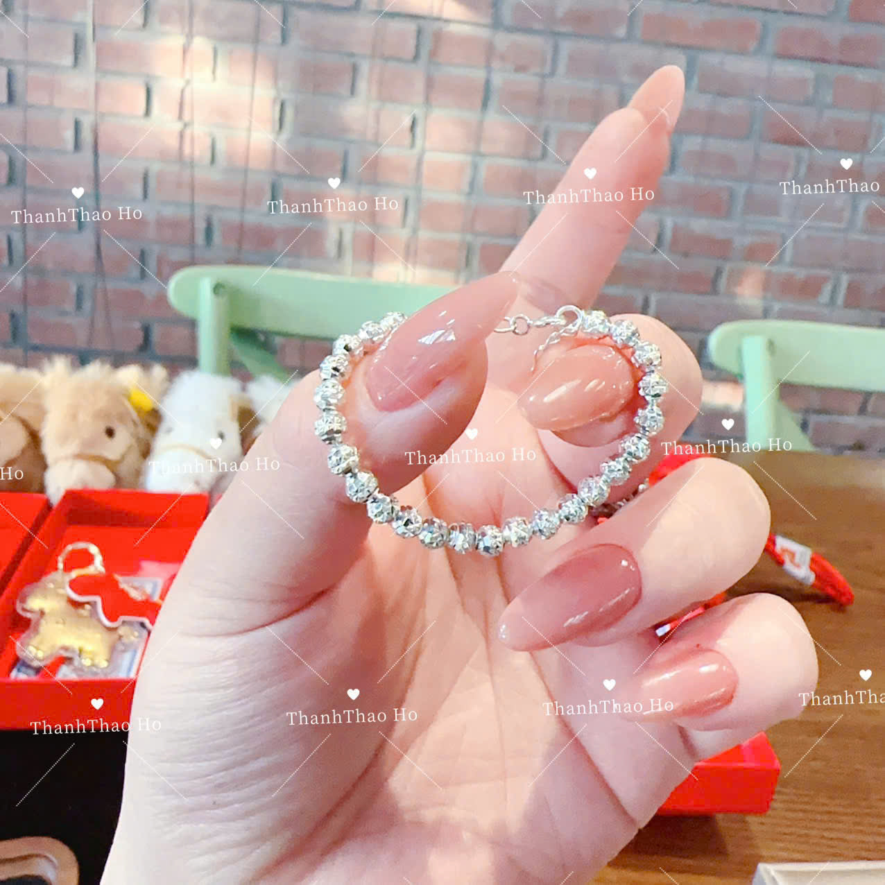 Vòng tay bạc cho bé iu tuổi ngựa