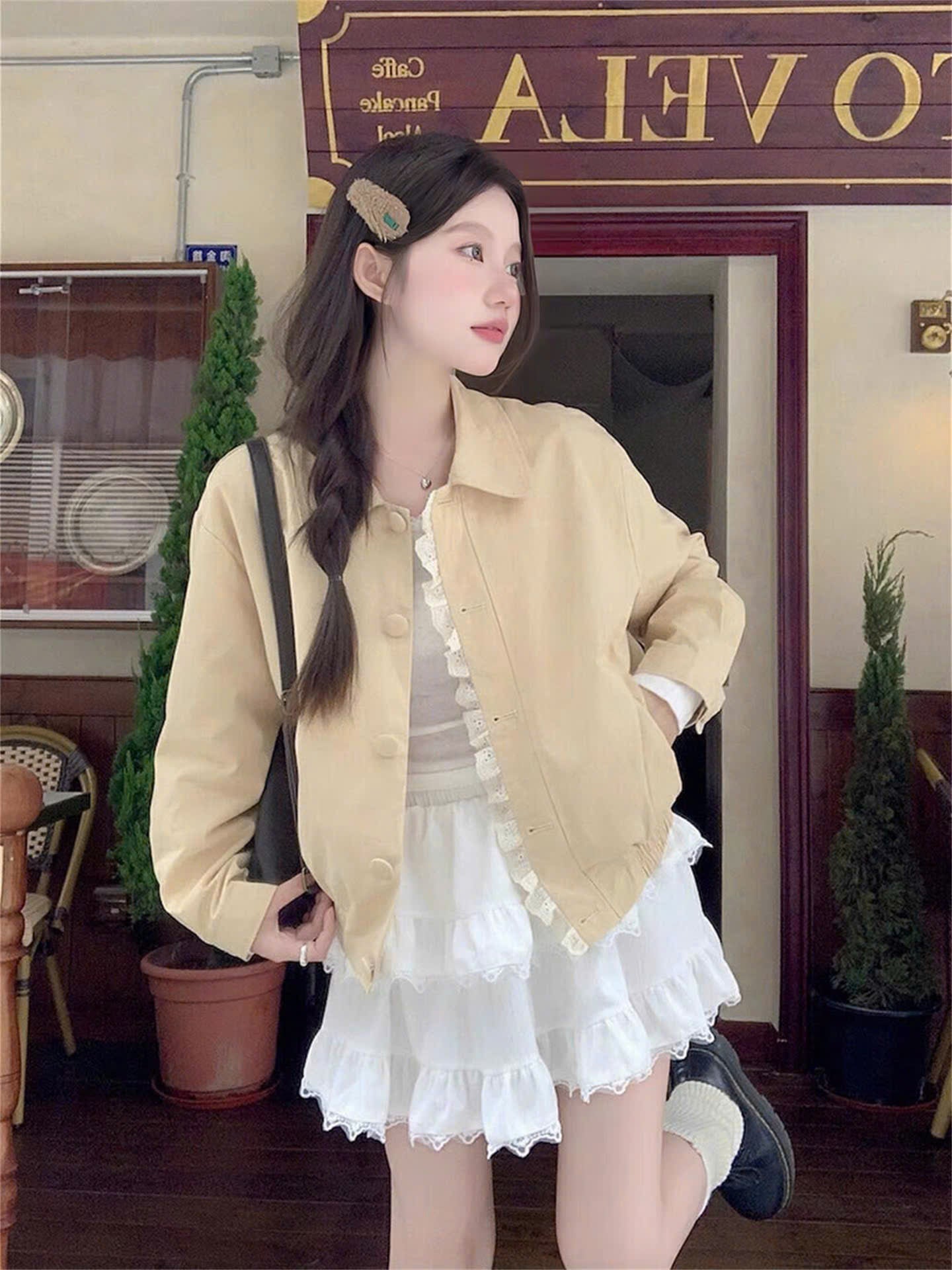 Áo khoác thanh lịch vibe cô nàng Hàn Quốc