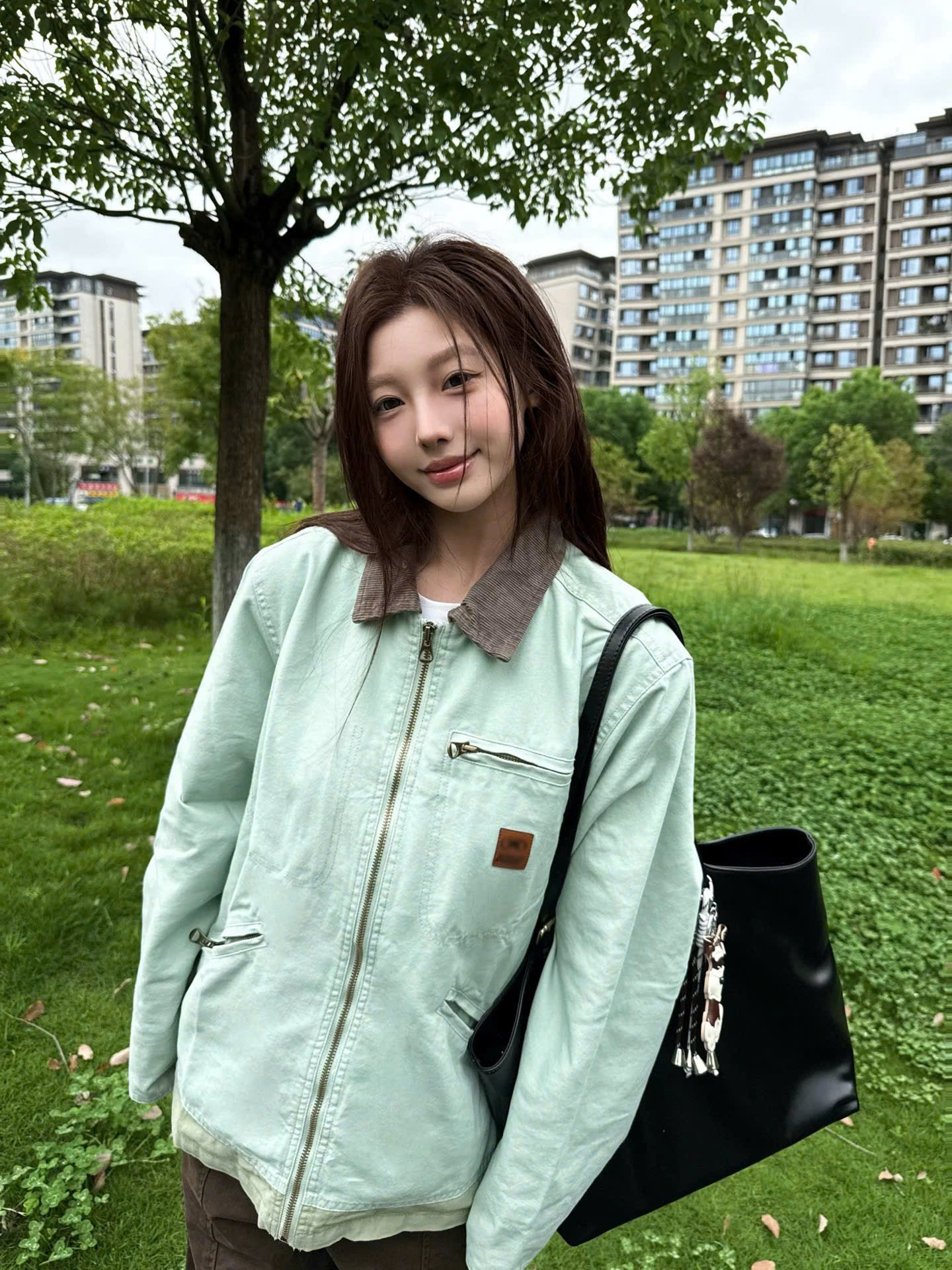 Áo khoác thanh lịch vibe cô nàng Hàn Quốc
