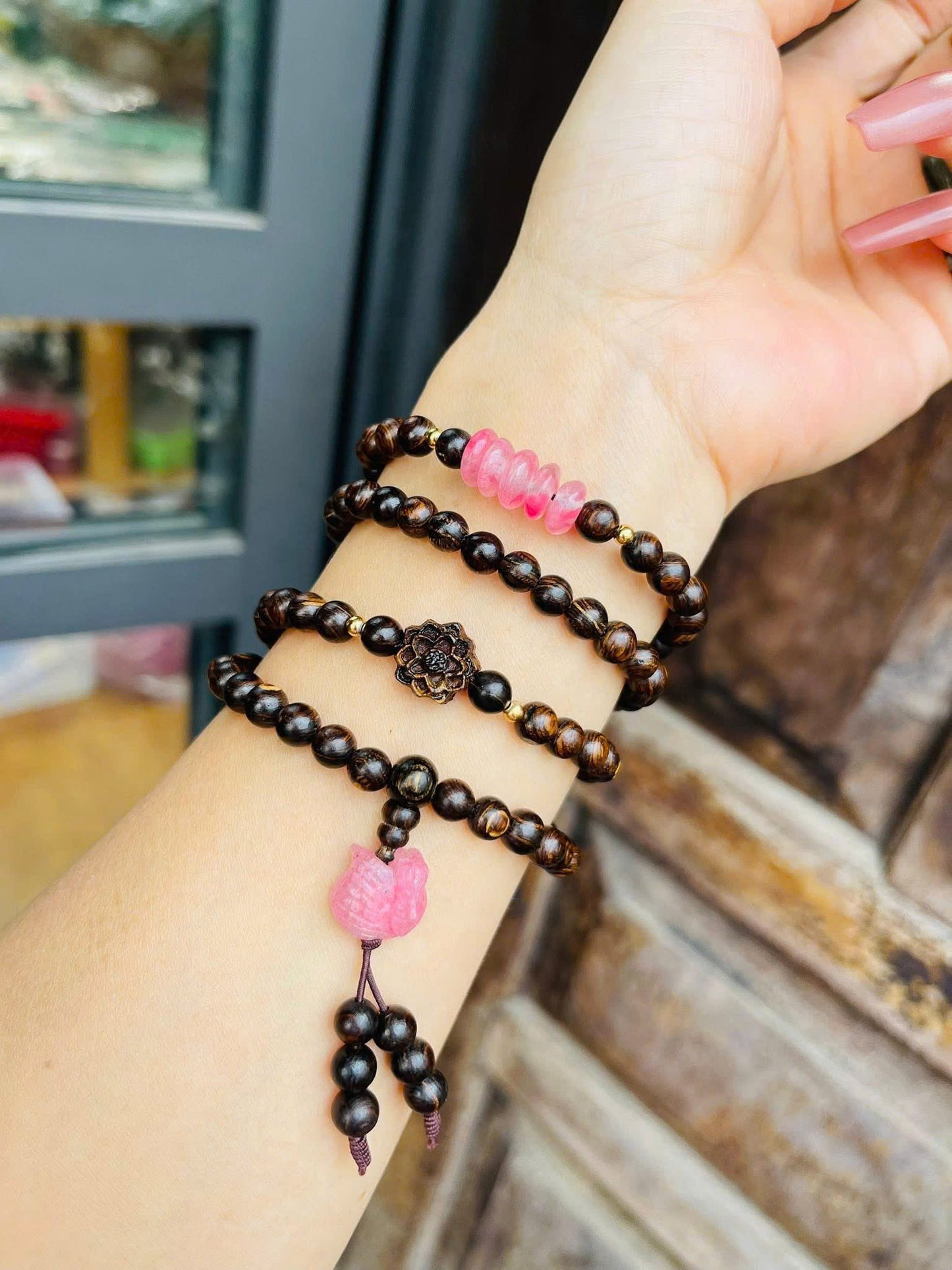 Chuỗi trầm sánh mix ngũ điếu phối charm hồ lỳ móc bạc xi vàng