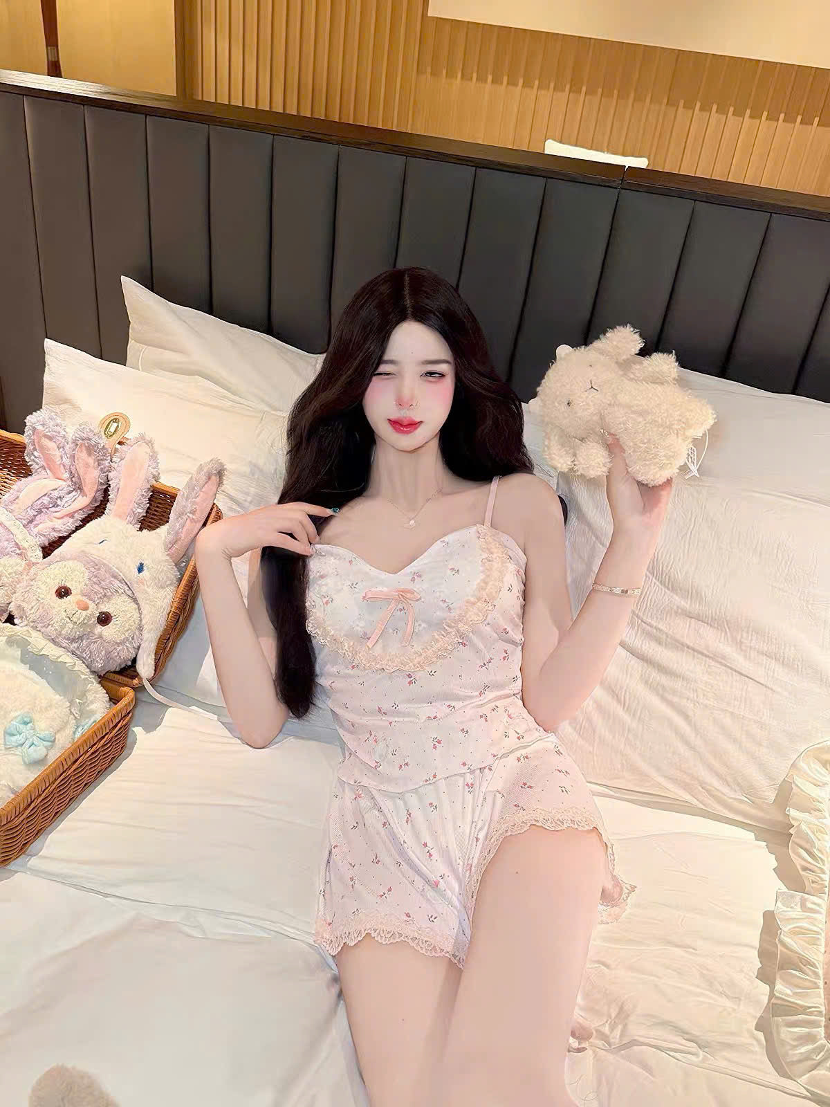 Đồ ngủ 2 dây quyến rũ