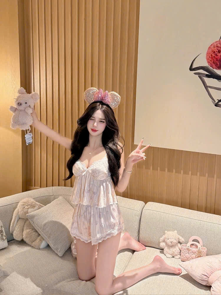 Đồ ngủ 2 dây quyến rũ