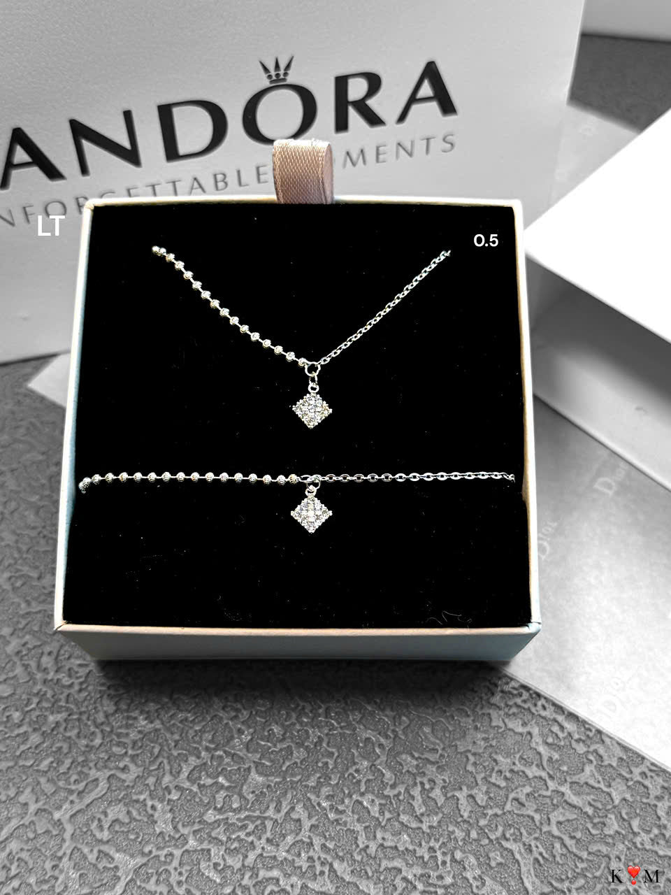 Lắc tay bạc óng ánh sáng chói bling bling
