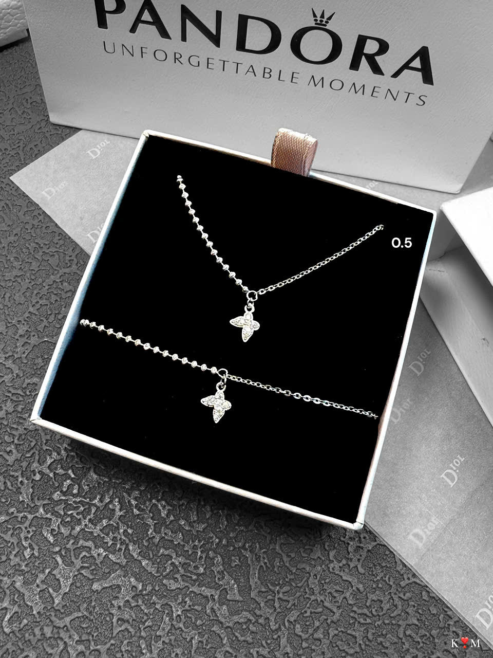 Lắc tay bạc óng ánh sáng chói bling bling