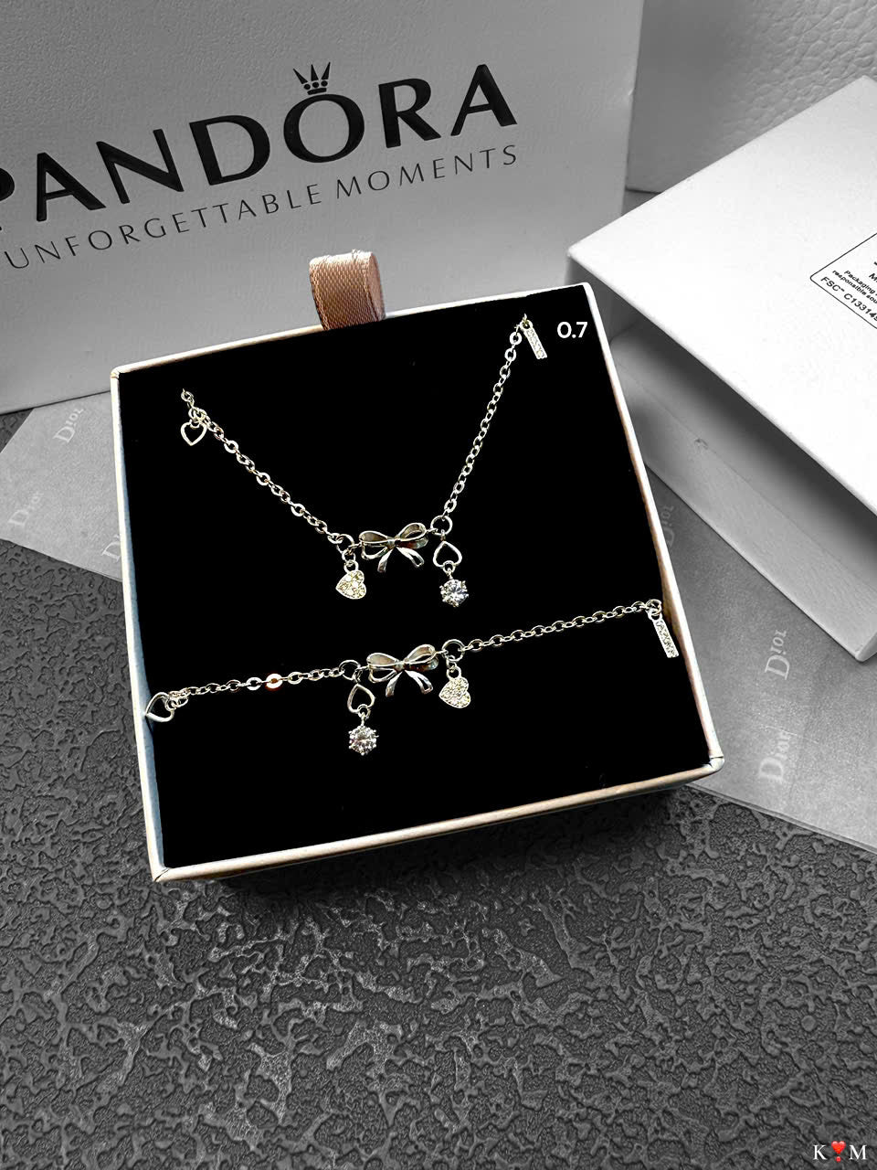 Lắc tay bạc óng ánh sáng chói bling bling