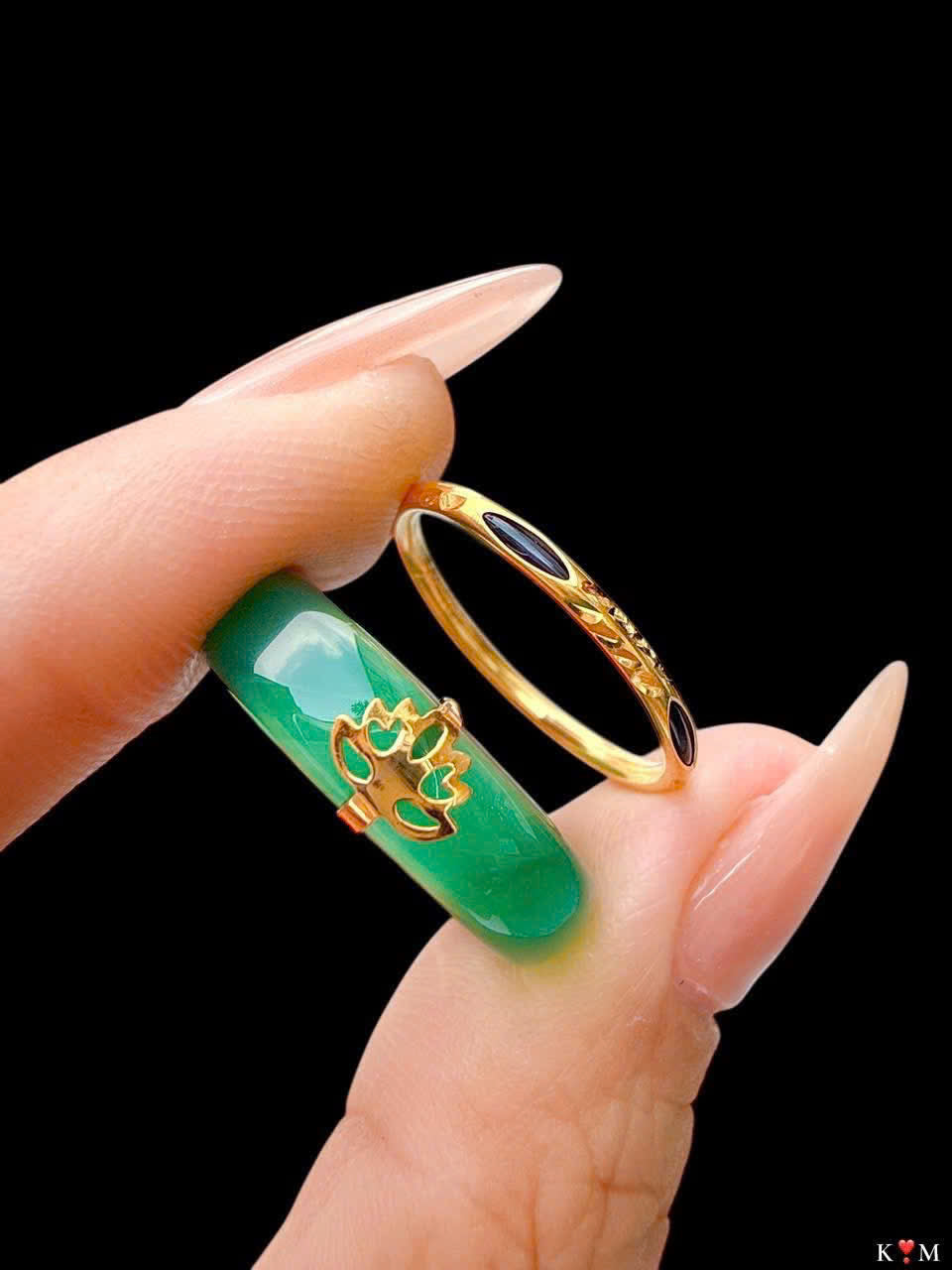 Combo nhẫn vàng 10k và nhẫn ngọc bọc sen vàng