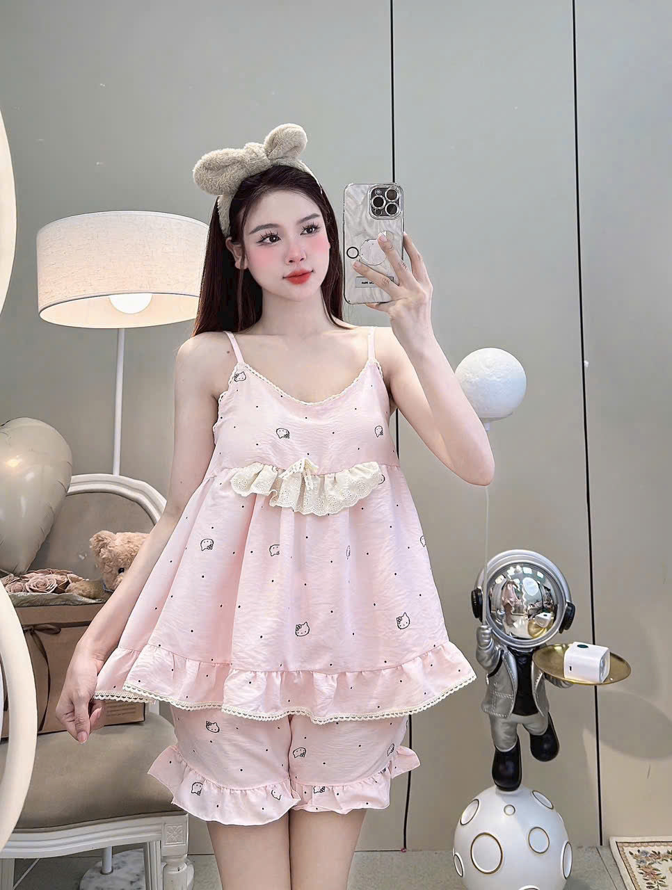 Bộ ngủ 2 dây lửng đùi dễ thương