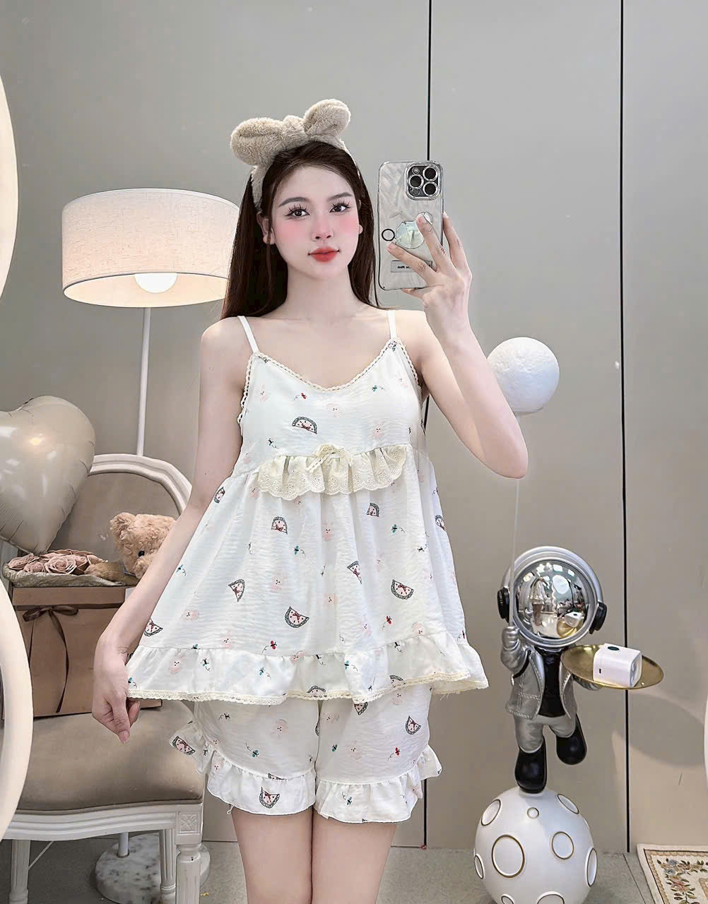 Bộ ngủ 2 dây lửng đùi dễ thương