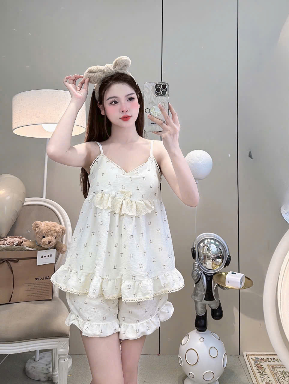 Bộ ngủ 2 dây lửng đùi dễ thương