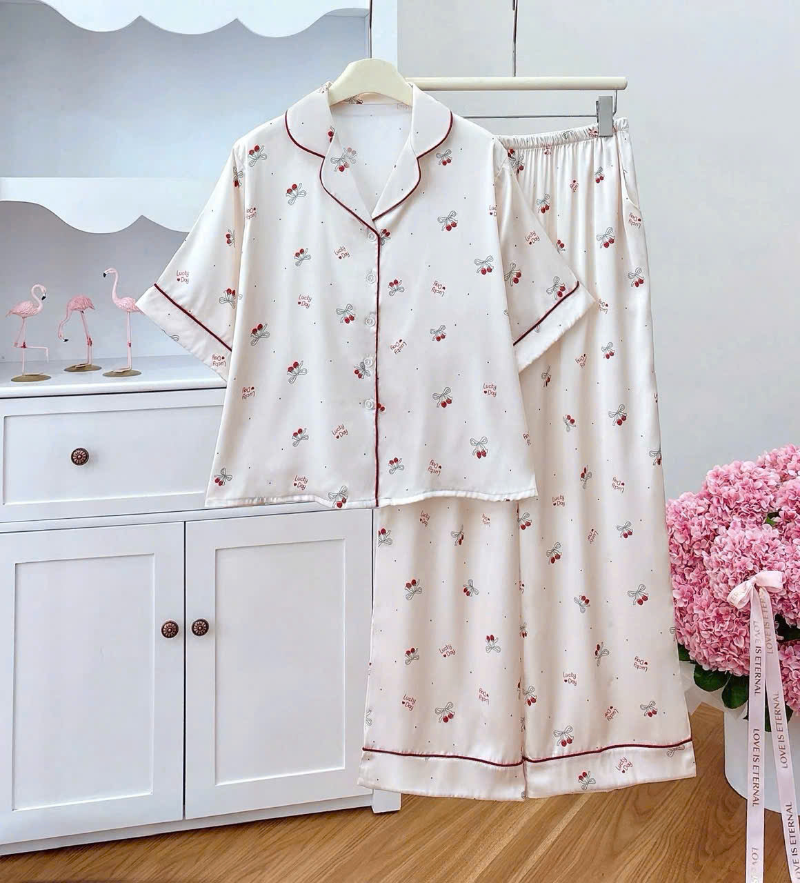 Mới về đồ ngủ chất lụa latin xịn xò quen thuộc mặc cực thích