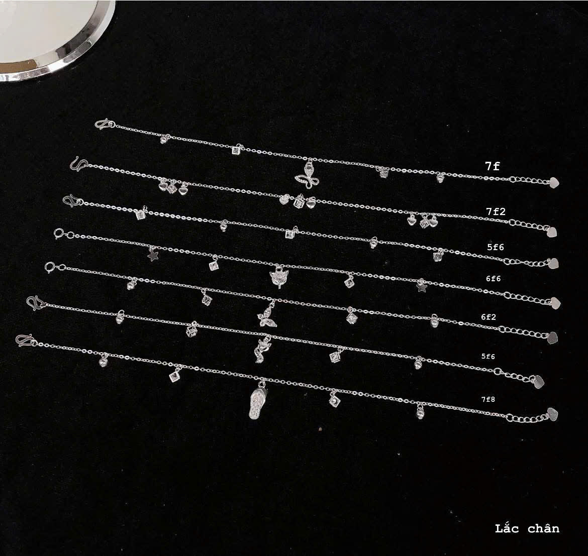 Lắc chân bạc nhiều charm cực sáng