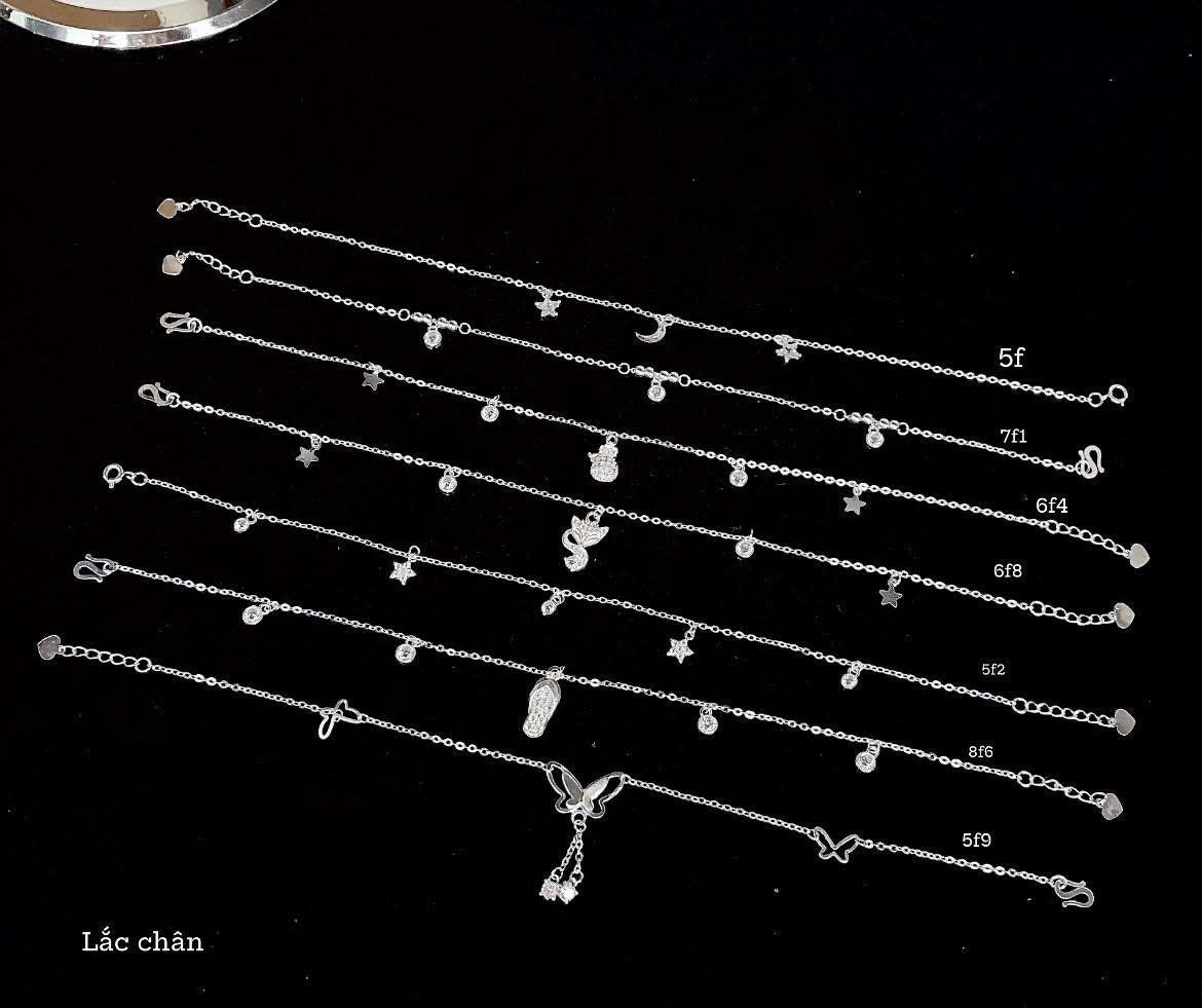 Lắc chân bạc nhiều charm cực sáng