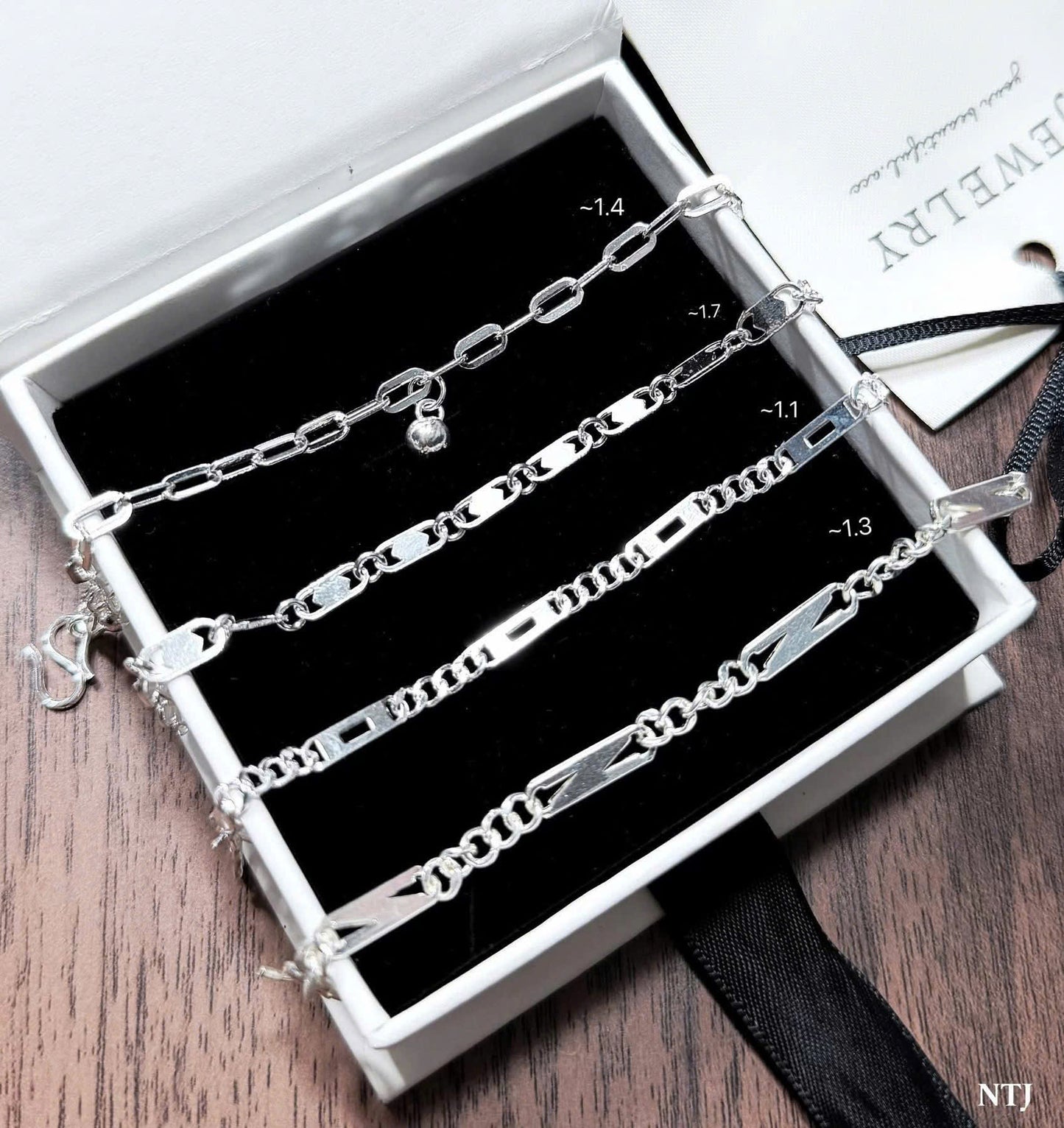 Trang sức bạc cho bé trai đặt làm theo size