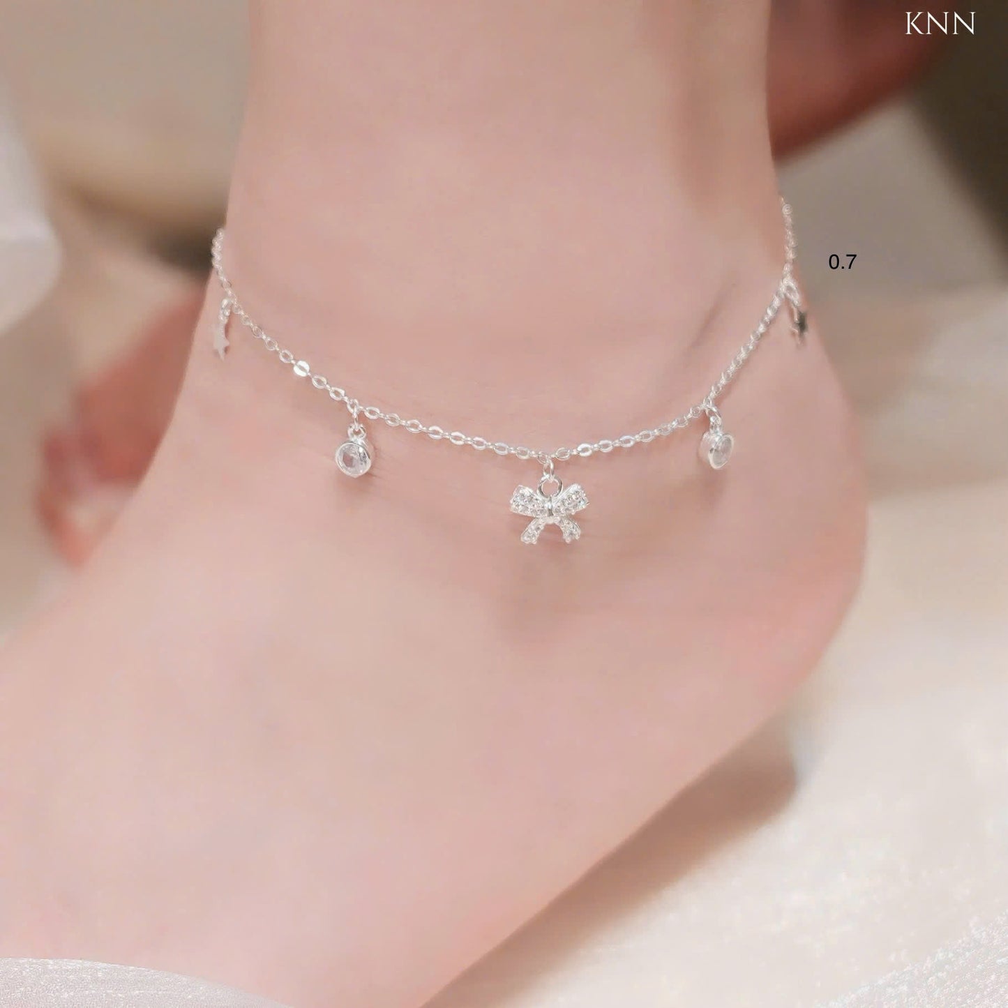 Lắc chân bạc sang xịn mịn