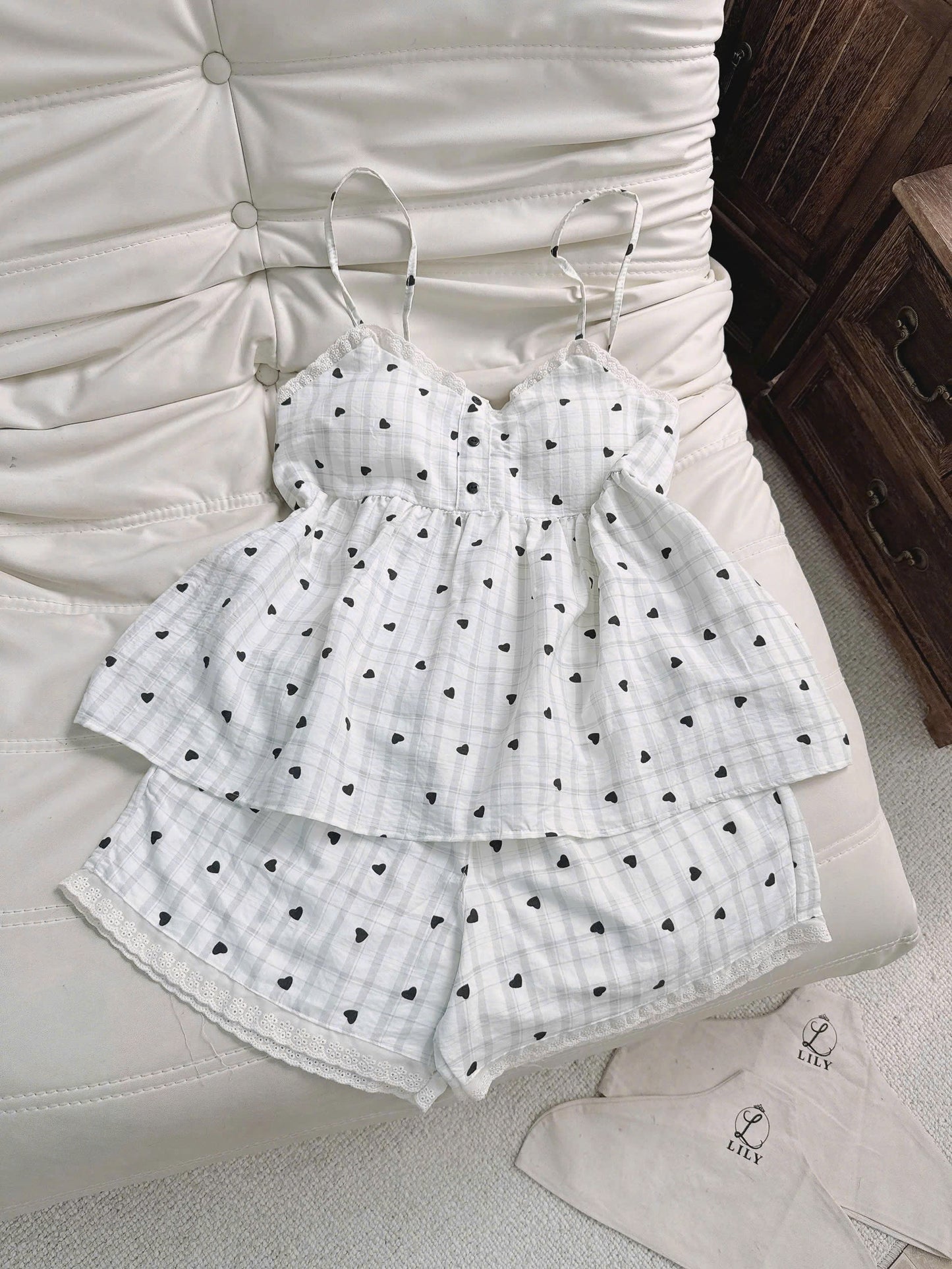 Sẵn lô đồ bộ lụa & đũi ngắn mới về đón hè