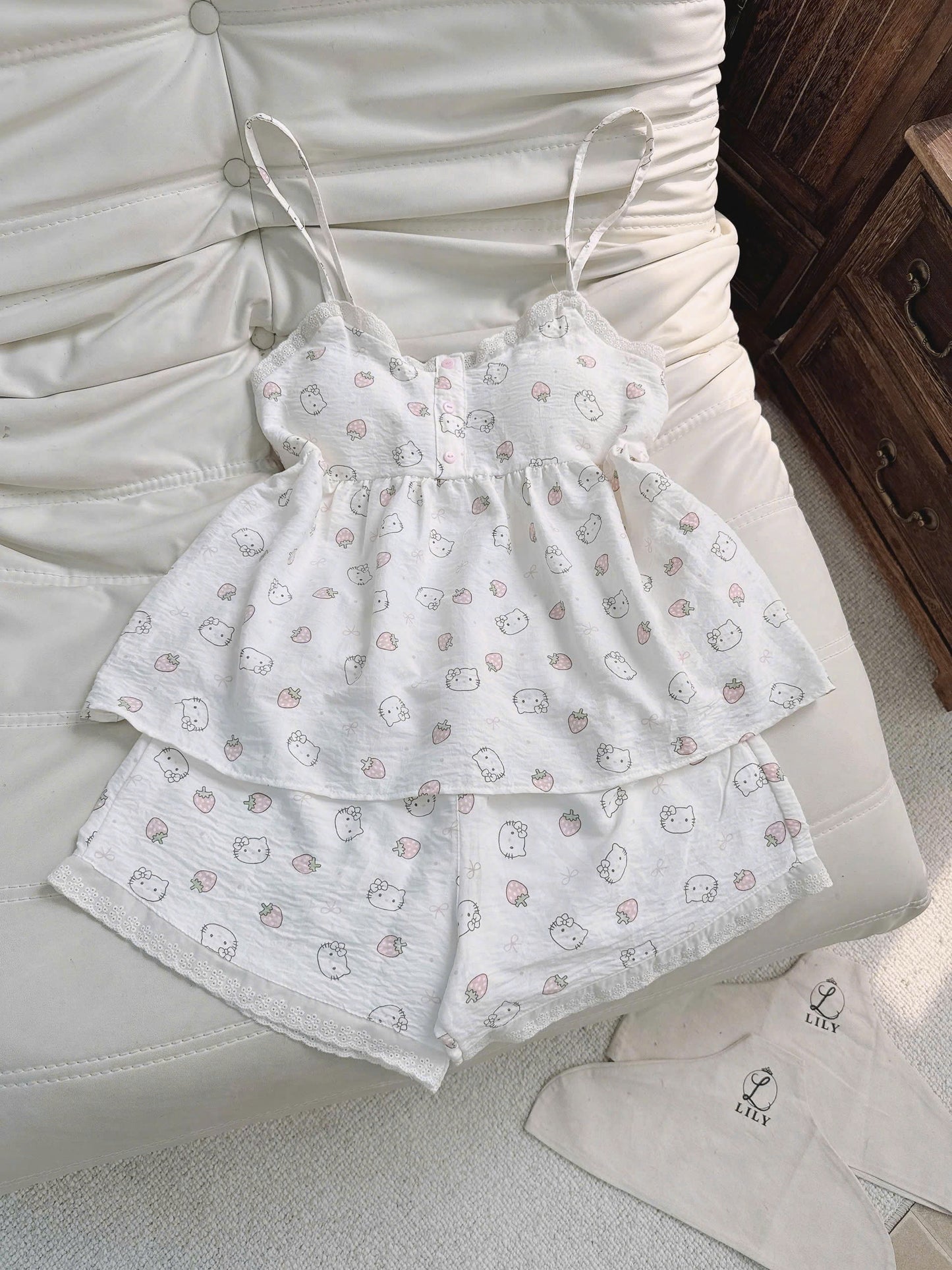 Sẵn lô đồ bộ lụa & đũi ngắn mới về đón hè