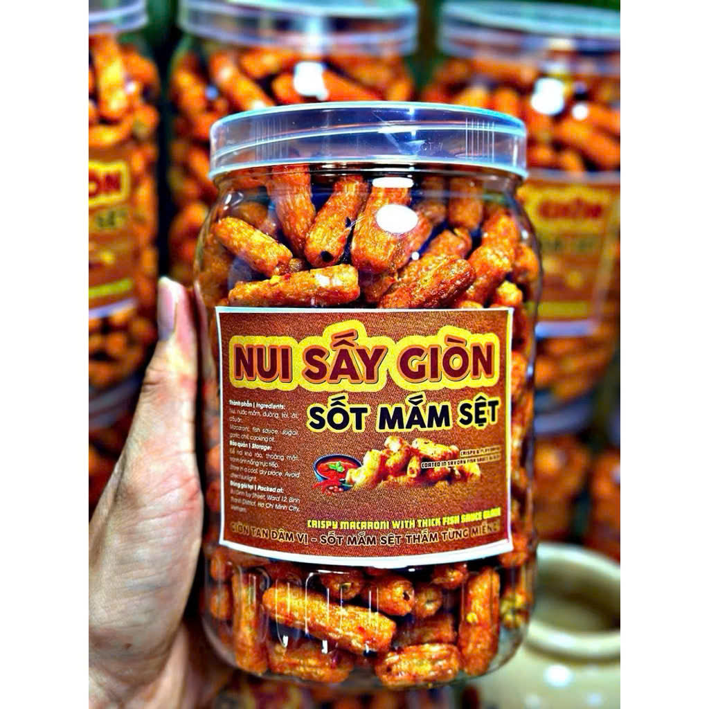 Nui sấy giòn sốt mắm sệt
